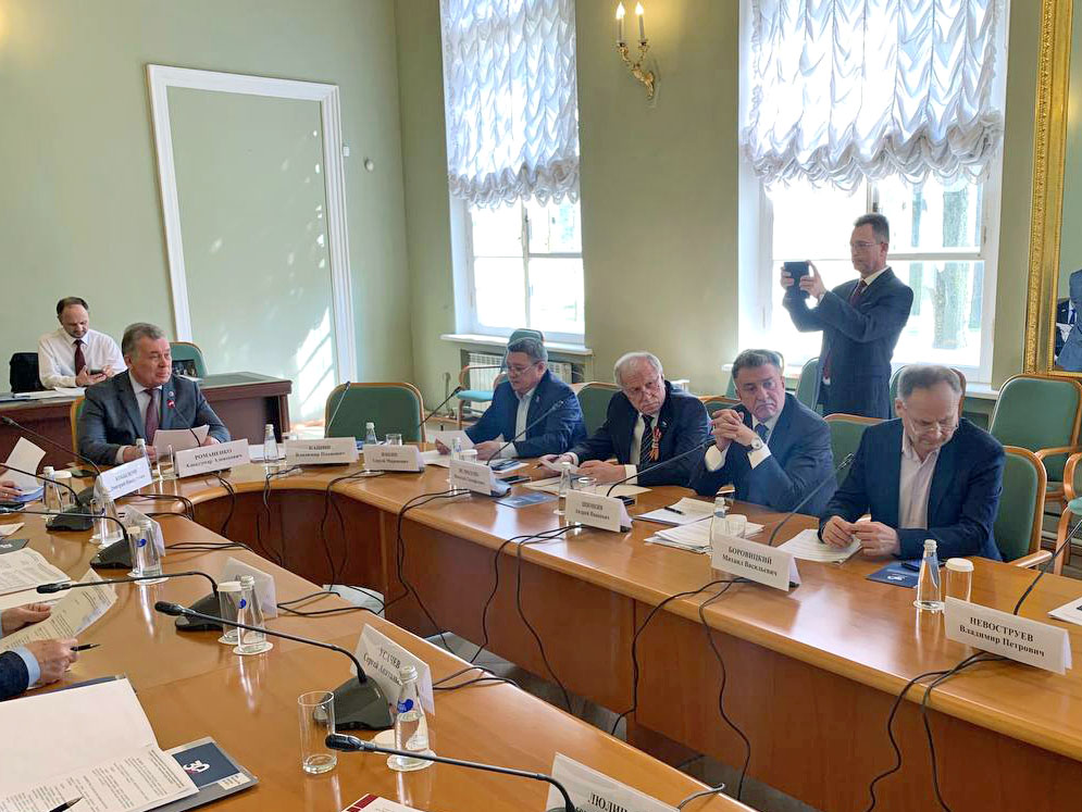 Николай Великдань представил законодателям страны опыт Ставрополья по обеспечению мобилизационной готовности