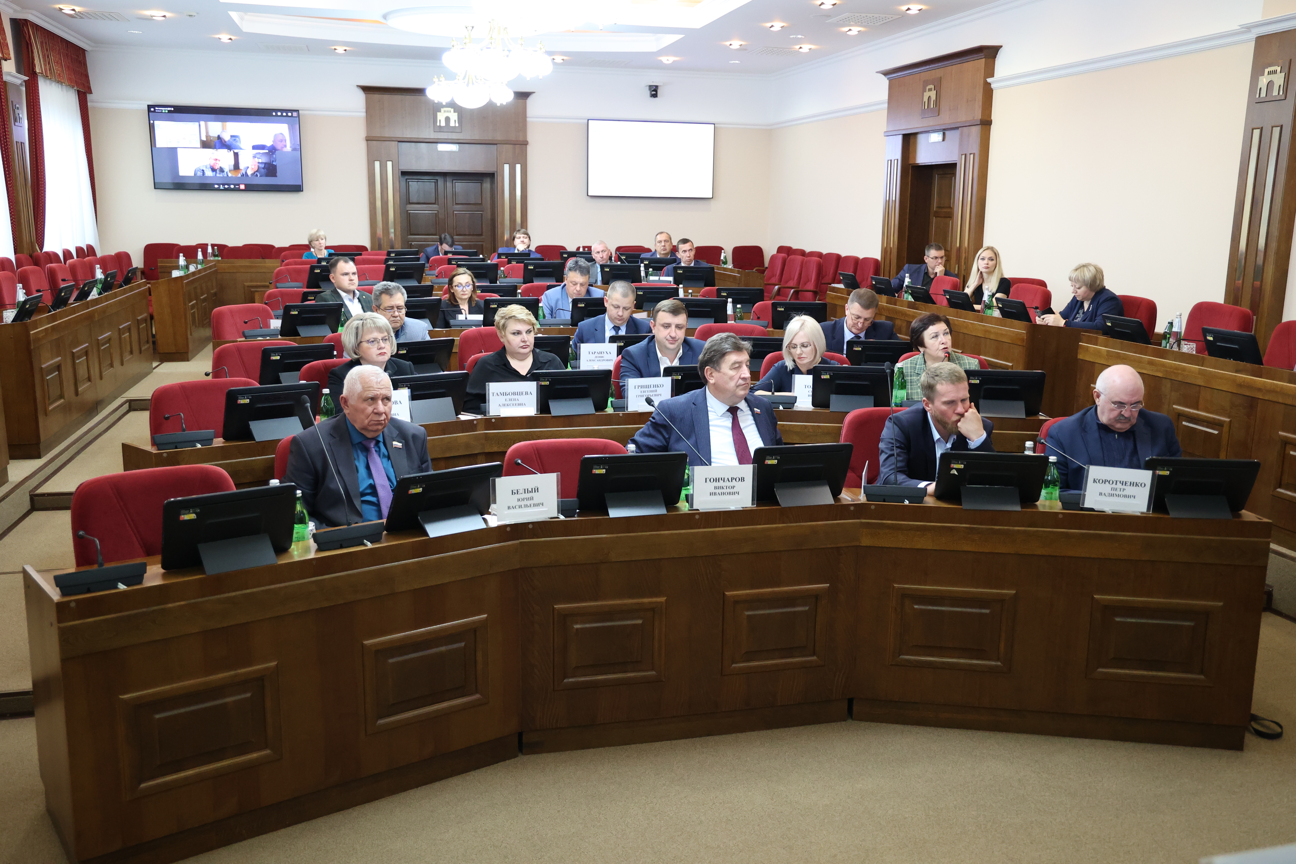 Законодатели предложили совместно с Правительством края разработать комплекс мер для увеличения производства рыбы