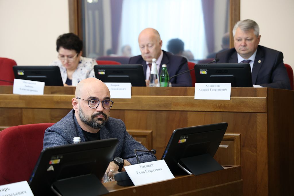 Краевым депутатам предварительно представлен отчет главы Ставрополья о результатах работы Правительства за 2022 год