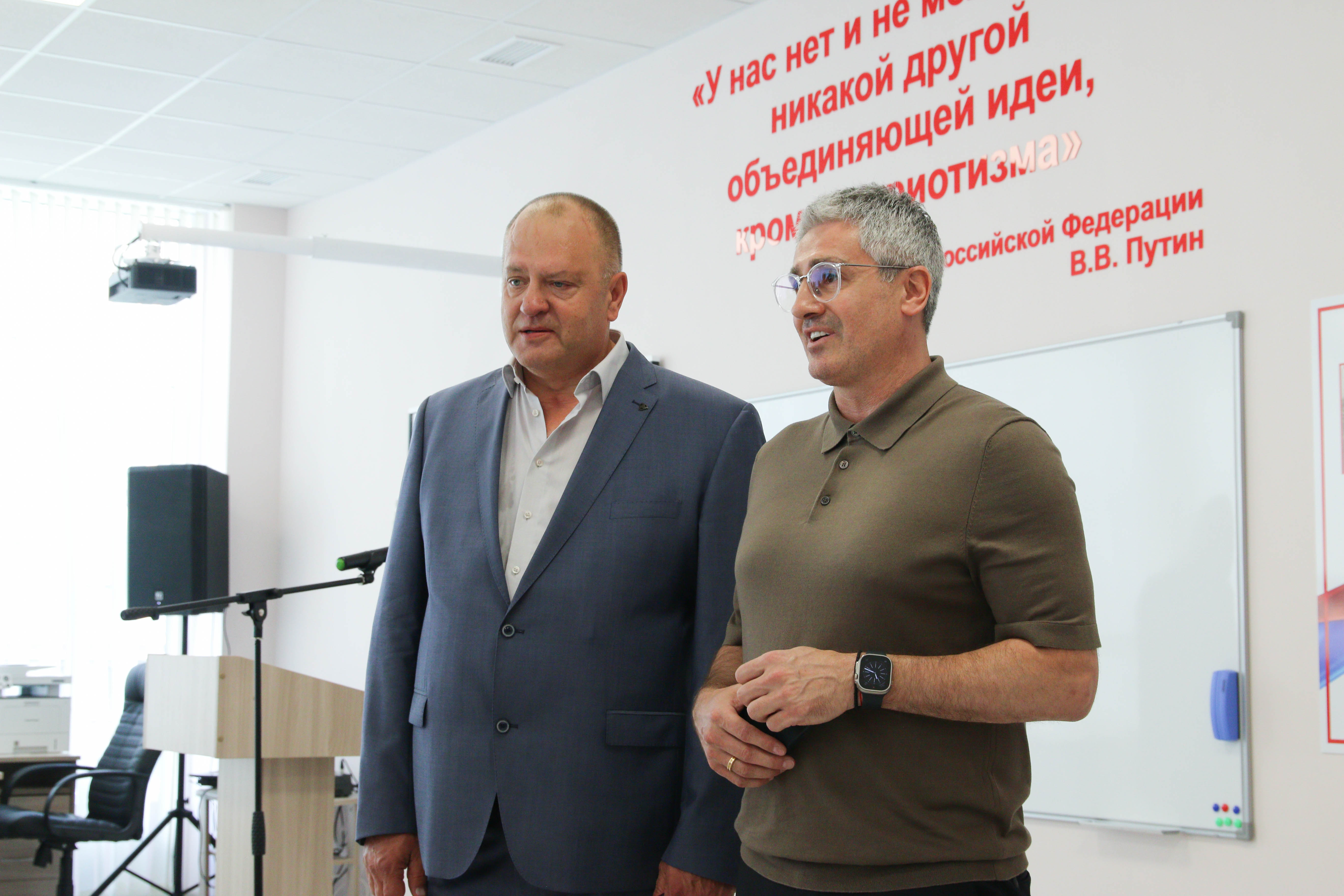 Депутаты выступают за увеличение финансирования центров военно-патриотического воспитания «Авангард»