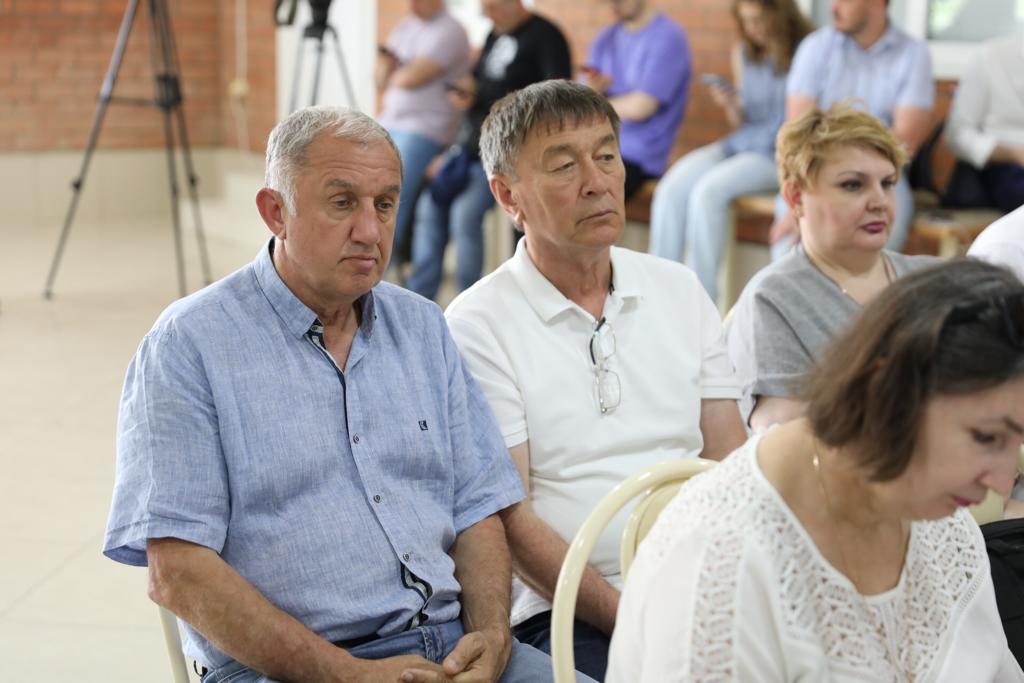 Николай Великдань принял участие в краевом предуборочном совещании