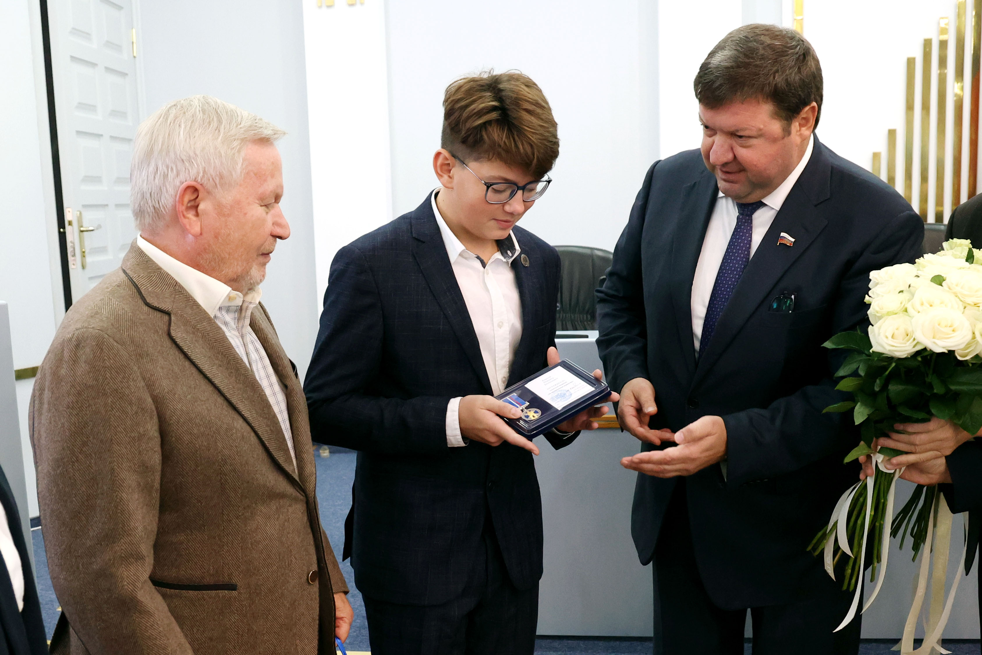 Юных ставропольчан наградили медалями «За проявленное мужество»