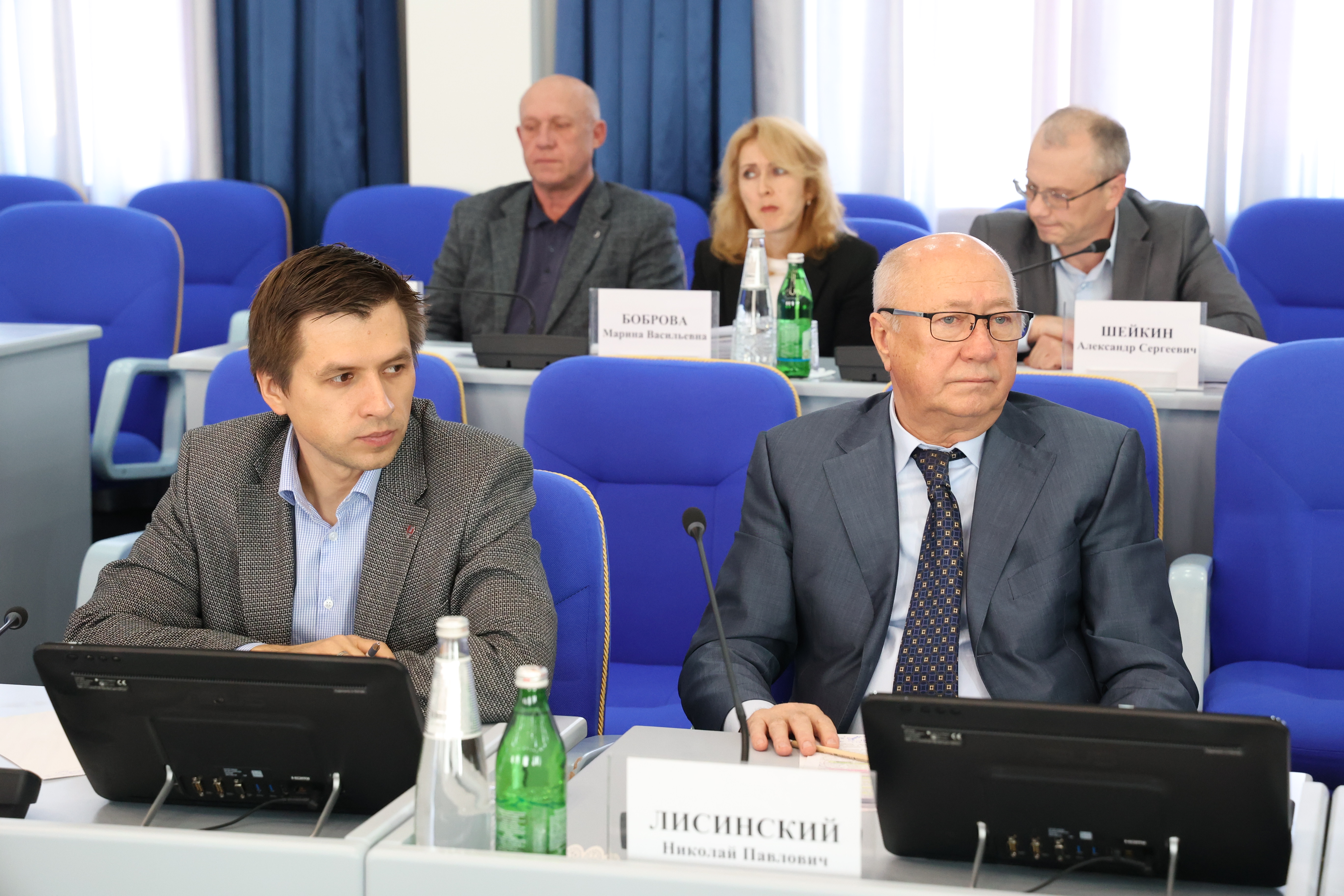 Депутаты рассмотрели актуальные вопросы предоставления бесплатной юридической помощи жителям Ставрополья