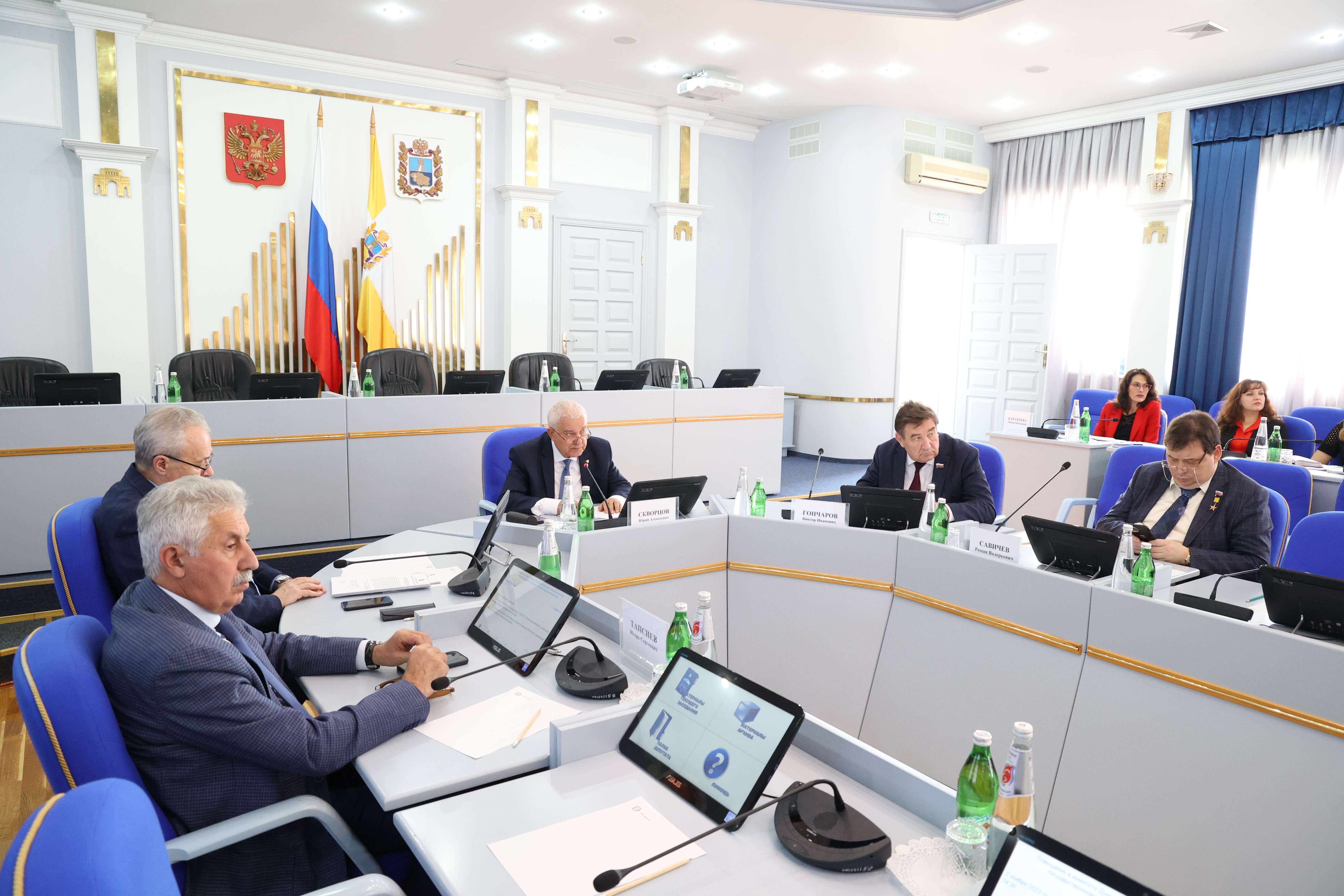 Депутаты рассмотрели актуальные вопросы предоставления бесплатной юридической помощи жителям Ставрополья