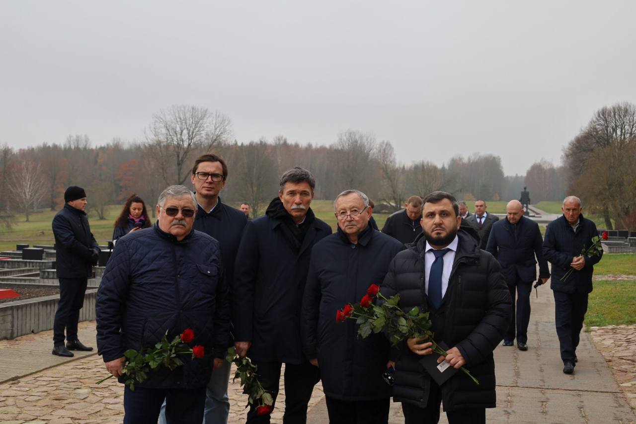 Краевые депутаты ознакомились с промышленным производством Республики Беларусь
