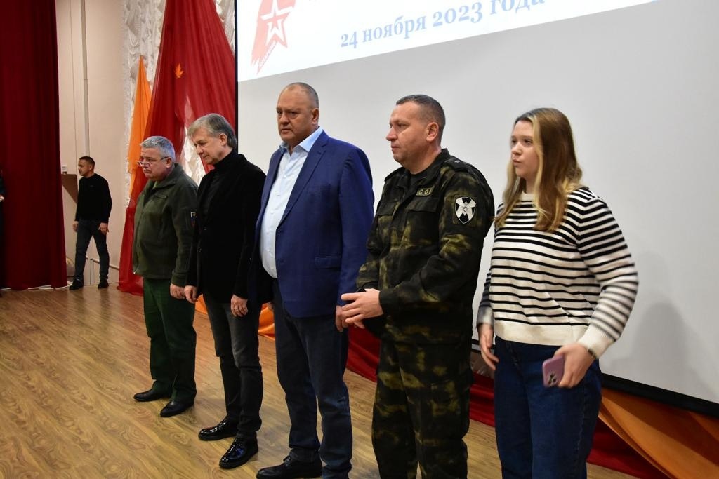 Имена героев будут жить!