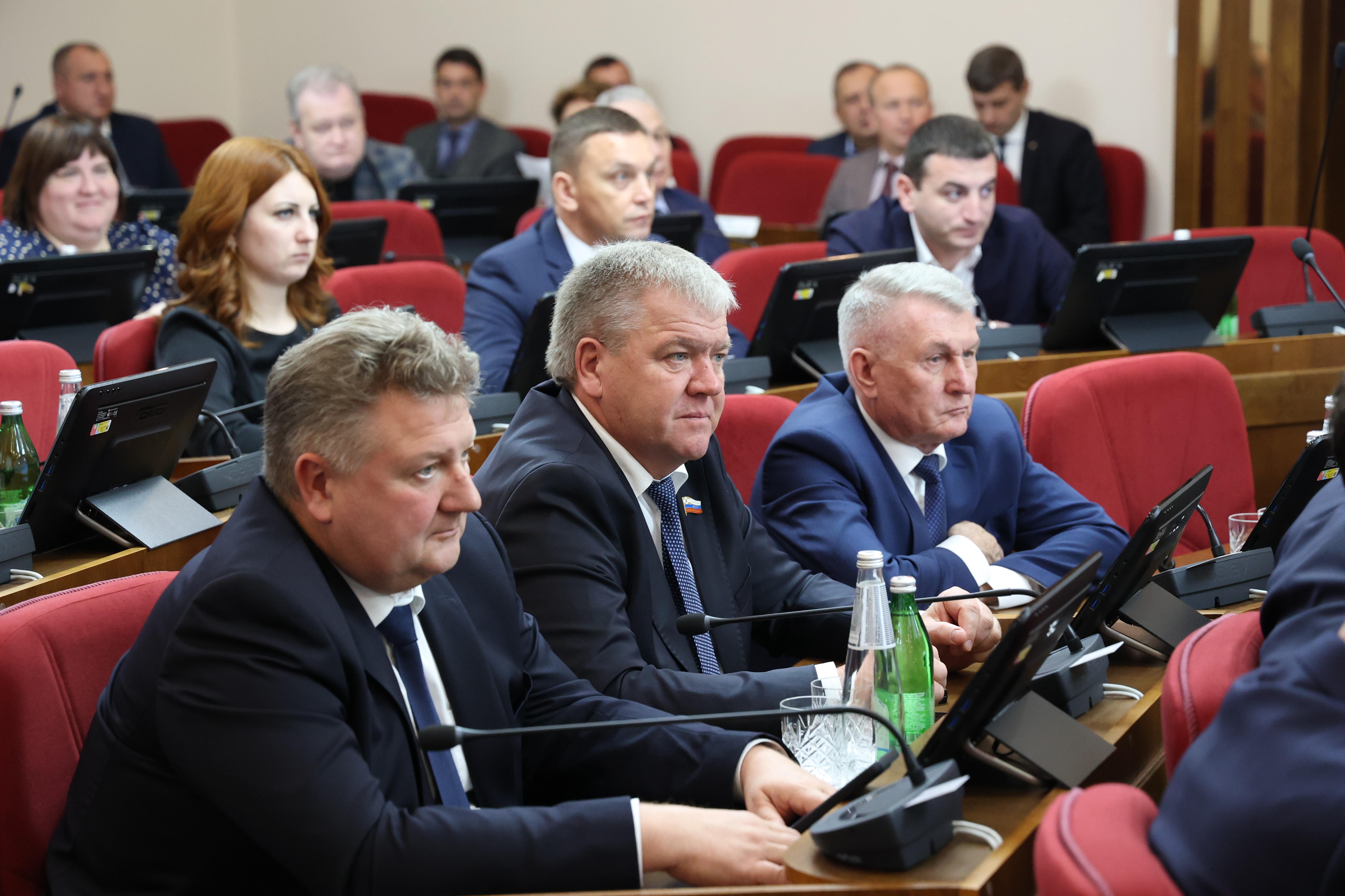 Краевая Дума приняла закон о бюджете Ставрополья на 2024 год и плановый период 2025 и 2026 годов