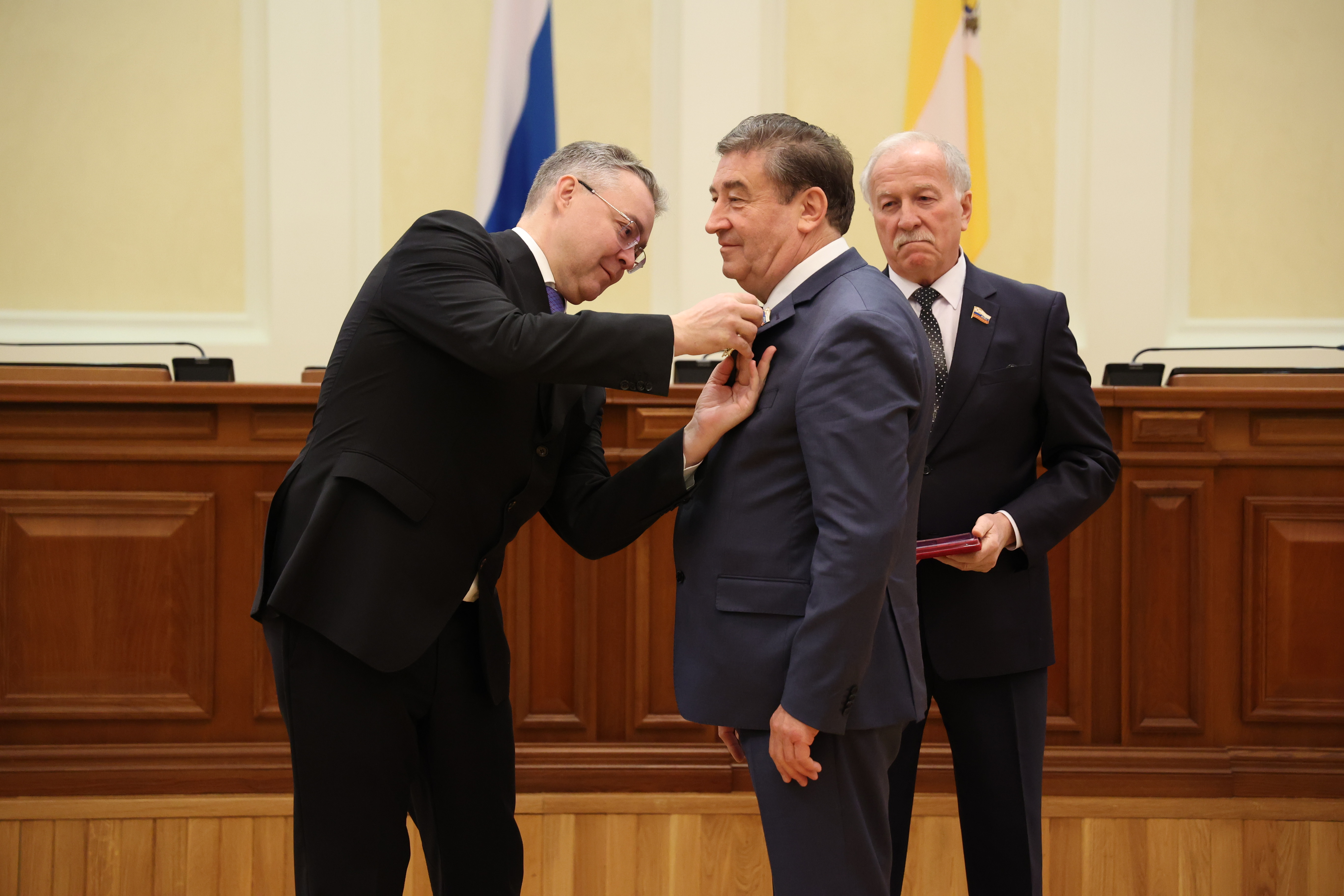 Первый заместитель председателя Думы Ставрополья Виктор Гончаров награжден орденом Дружбы