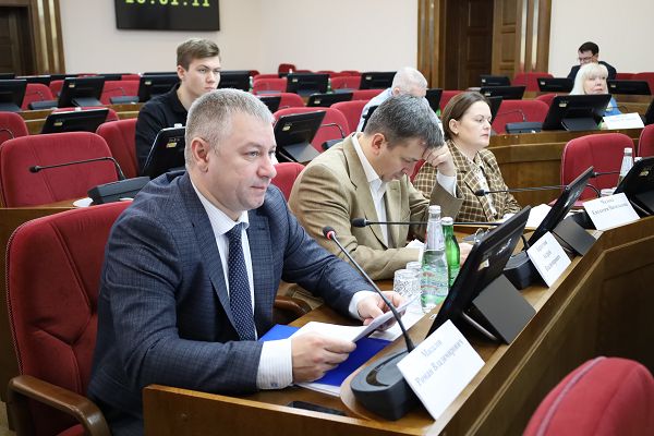Депутаты готовят корректировки закона, регулирующего управление и распоряжение имущественными объектами государственной собственности