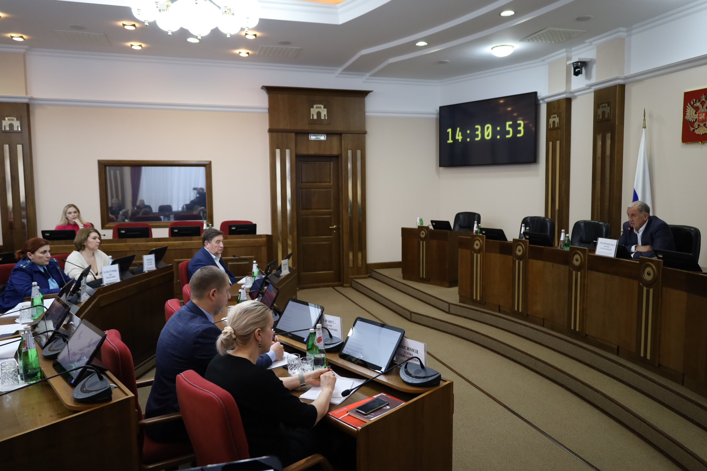 В краевой Думе рассмотрены предполагаемые изменения в закон об административных правонарушениях