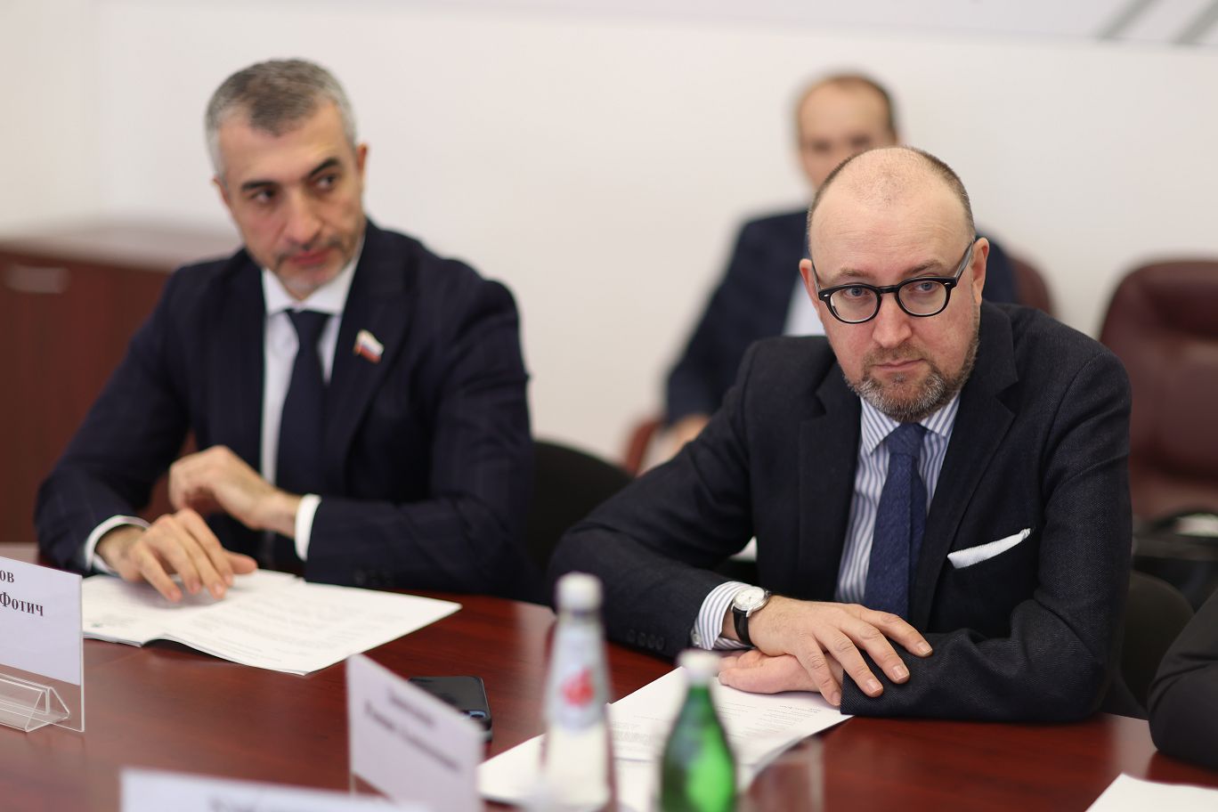 Краевой закон помогает ставропольцам оформить в собственность индивидуальные гаражи и участки под ними