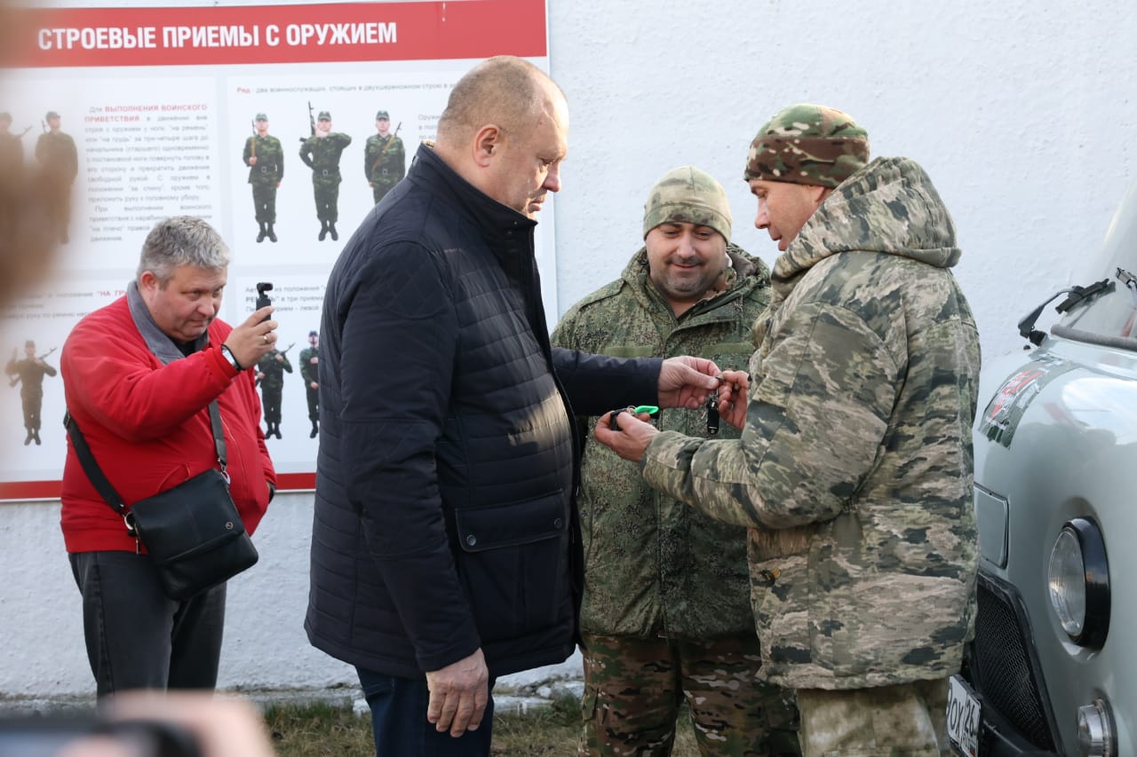 Памятник Герою России Никите Гусеву открыт в Ставрополе