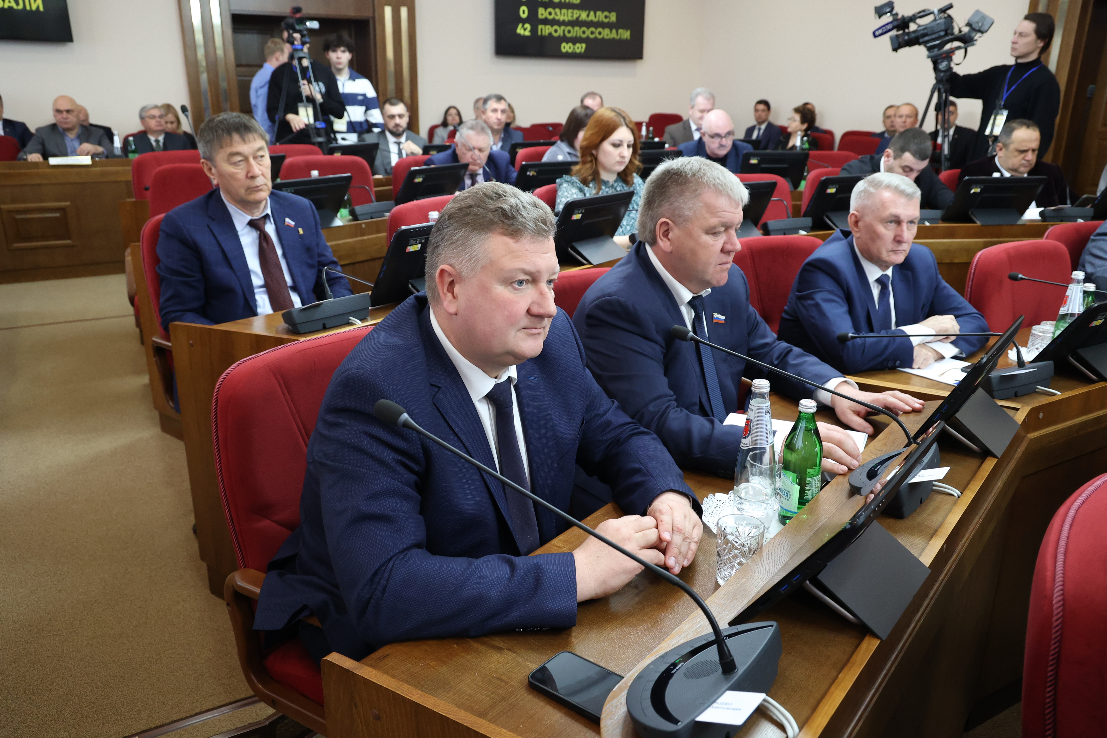 Депутаты заслушали отчет о деятельности региональной полиции и доклад Уполномоченного по правам человека в Ставропольском крае за 2023 год