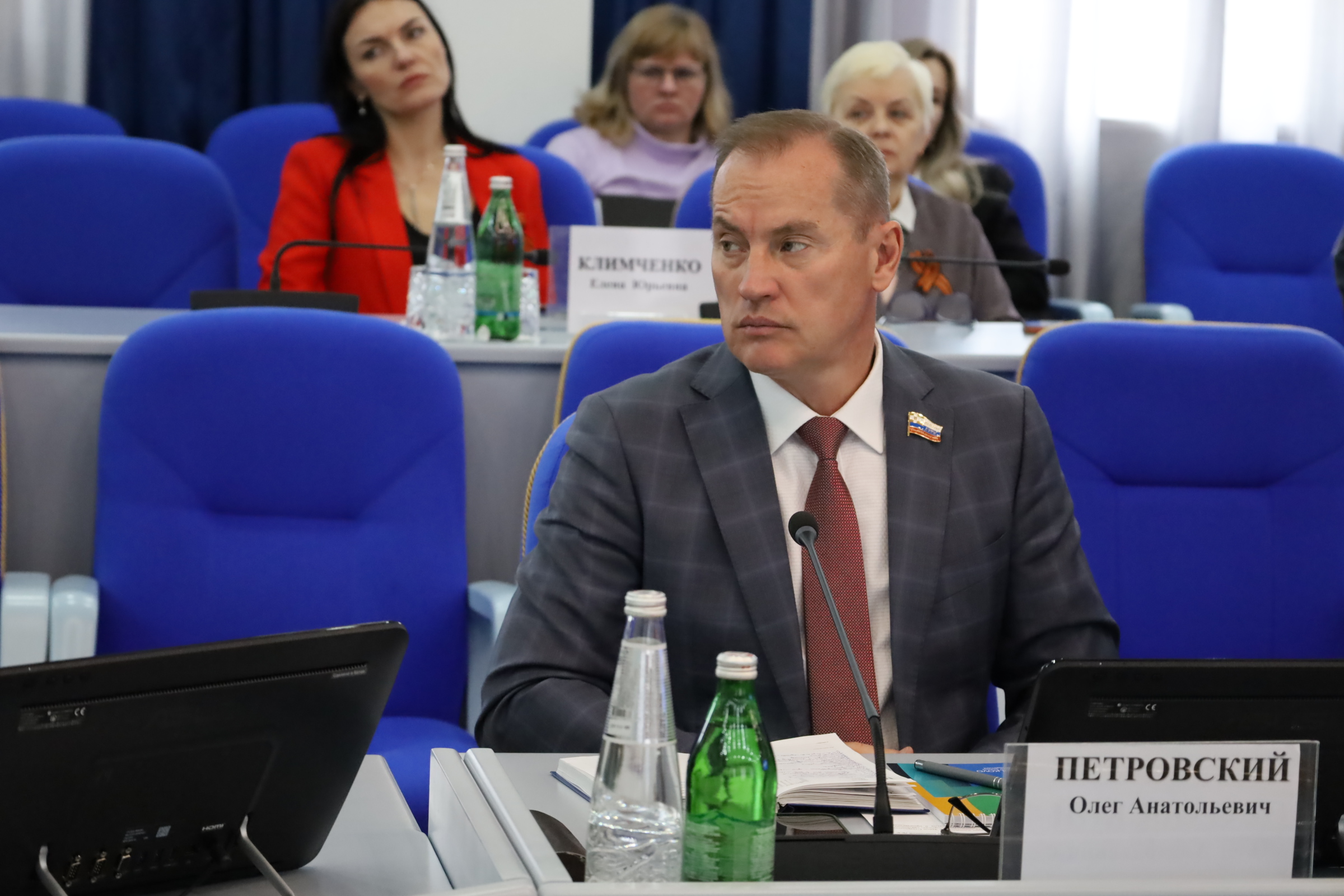 Краевые депутаты готовят предложения по изменению регионального закона об установке мемориальных сооружений