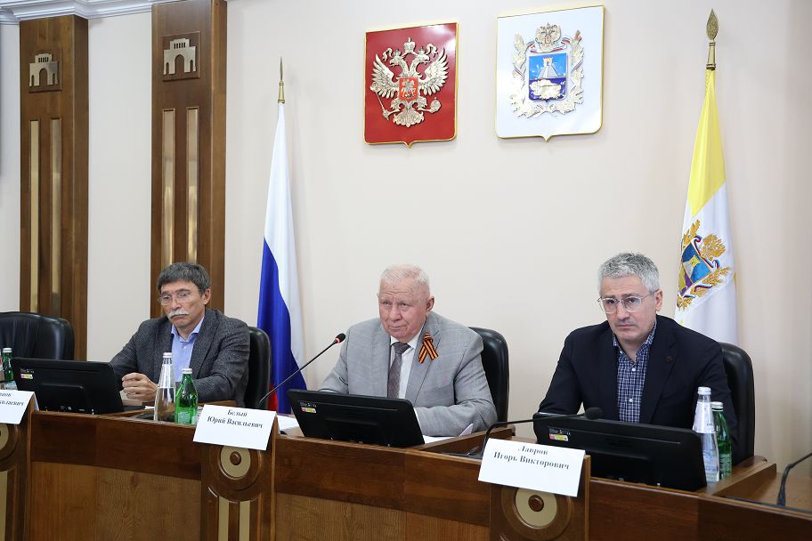 Краевые депутаты намерены ограничить розничную продажу несовершеннолетним товаров, содержащих сжиженный углеводородный газ