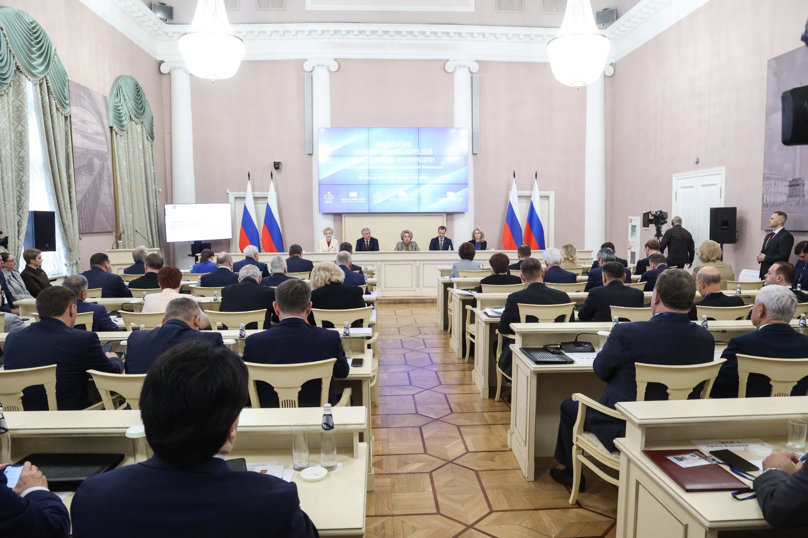 Николай Великдань принял участие в заседании Совета законодателей Российской Федерации