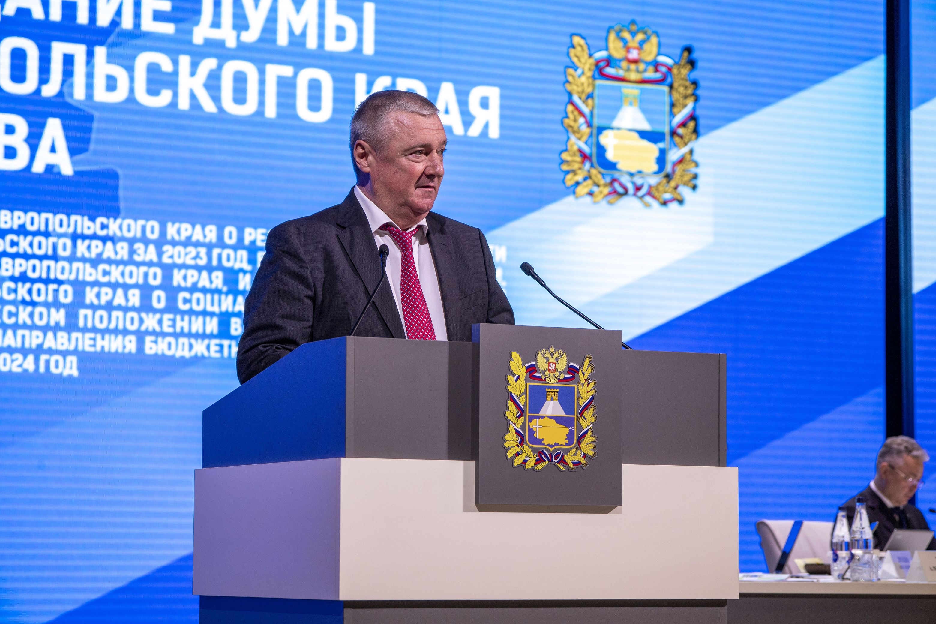 Руководители партийных фракций в краевой Думе прокомментировали отчет и послание Губернатора Ставрополья