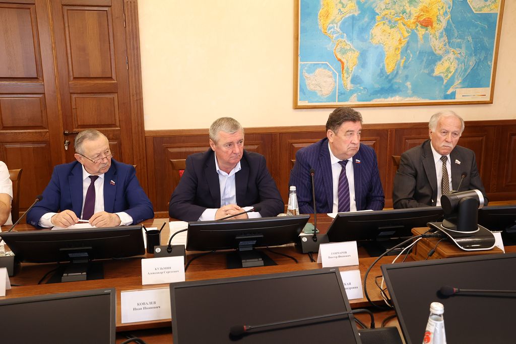 Николай Великдань: На Ставрополье выполнено 204 наказа избирателей