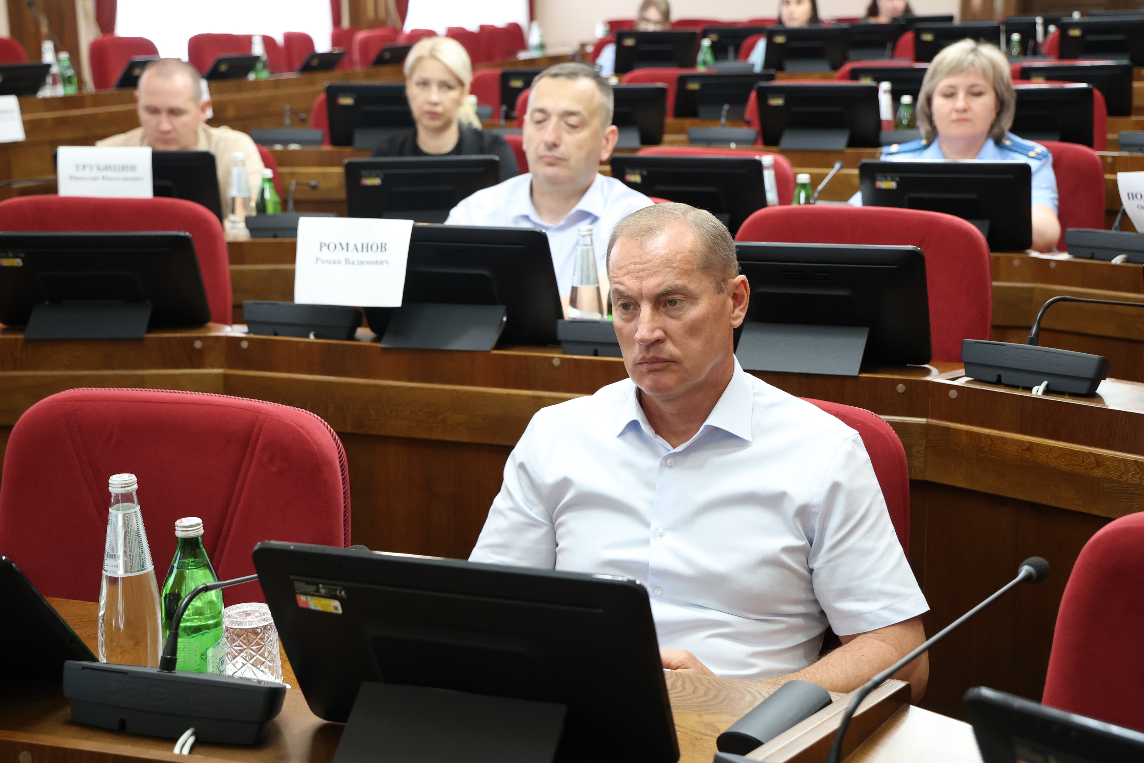На ремонт дорог местного значения дополнительно направят 2 миллиарда рублей