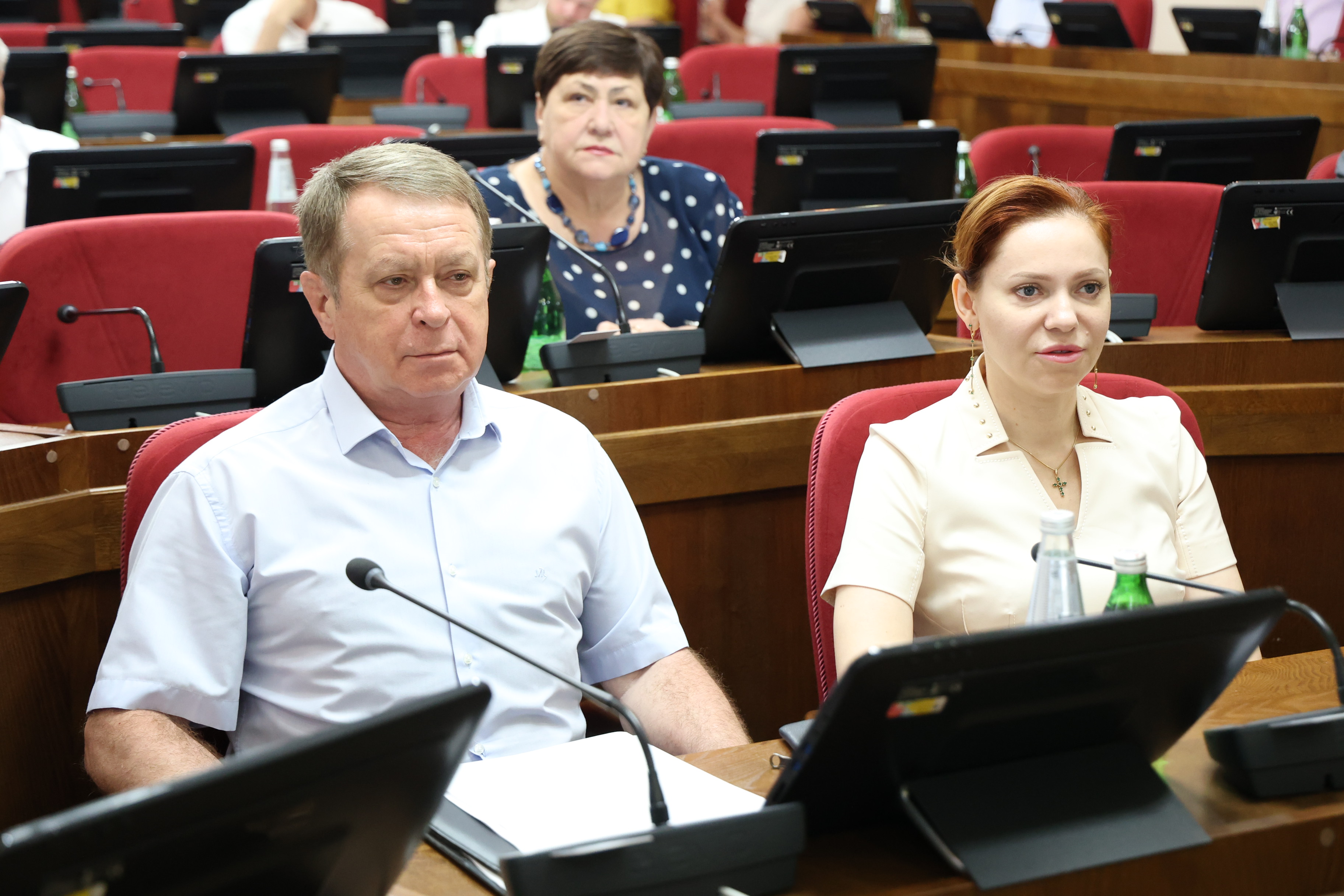 Утверждена повестка июньского заседания Думы края