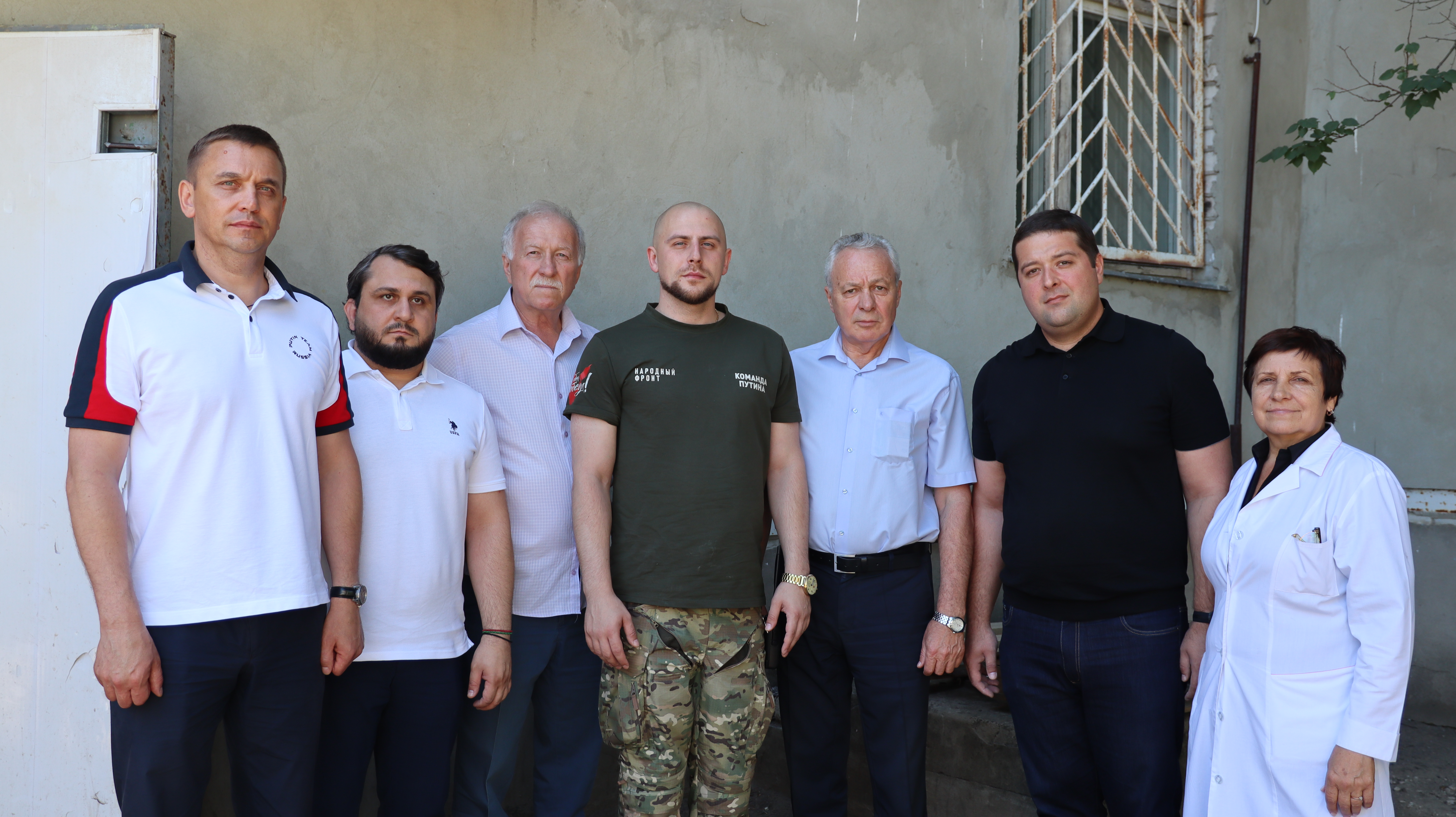 Депутаты Думы Ставропольского края доставили гуманитарный груз луганским медикам
