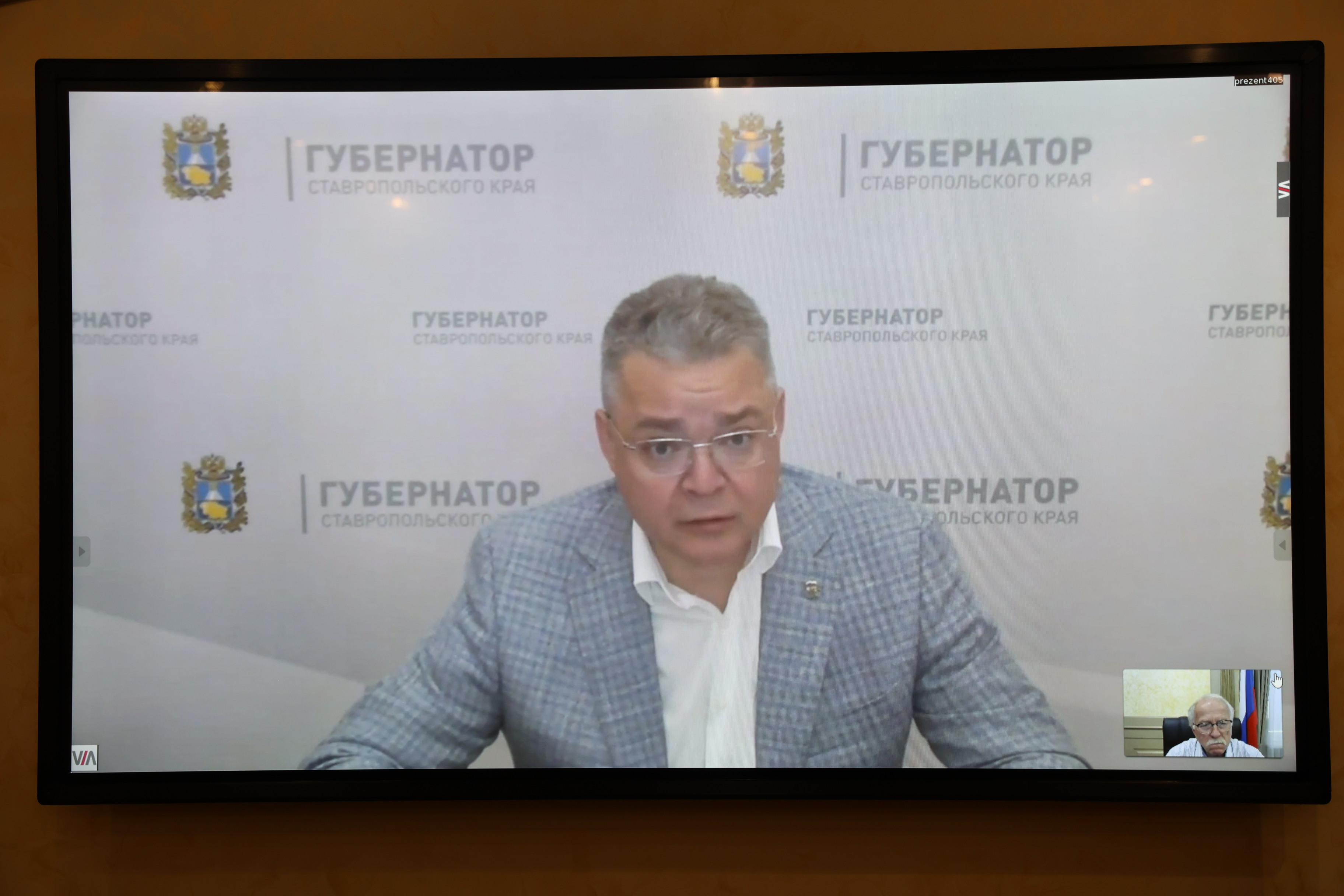 Губернатор Ставрополья дал ряд поручений в связи с подготовкой к началу учебного года и международным конкурсом «КАРДО»
