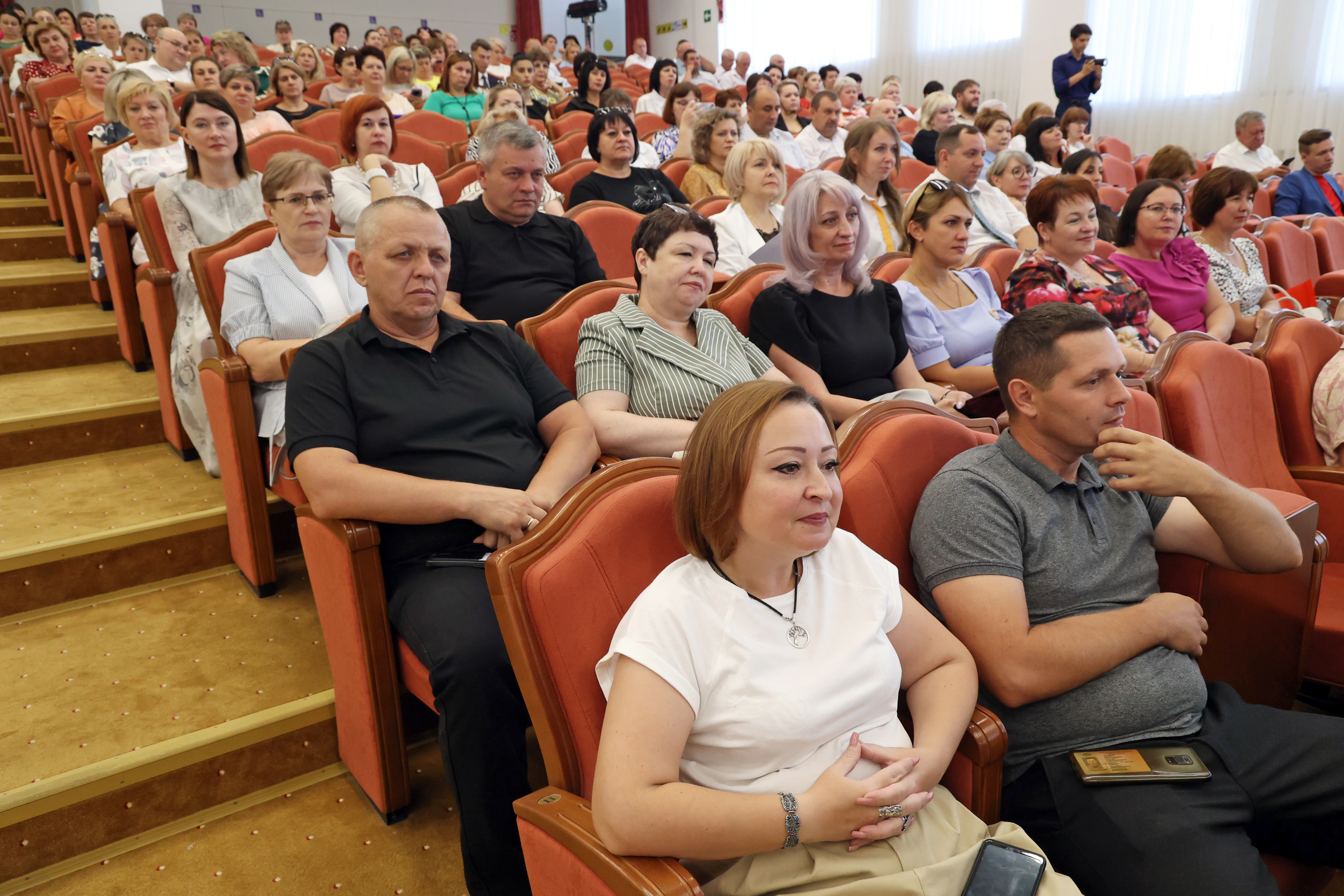 Николай Великдань: Учителя формируют облик современного человека, способного взять ответственность за судьбу Отечества