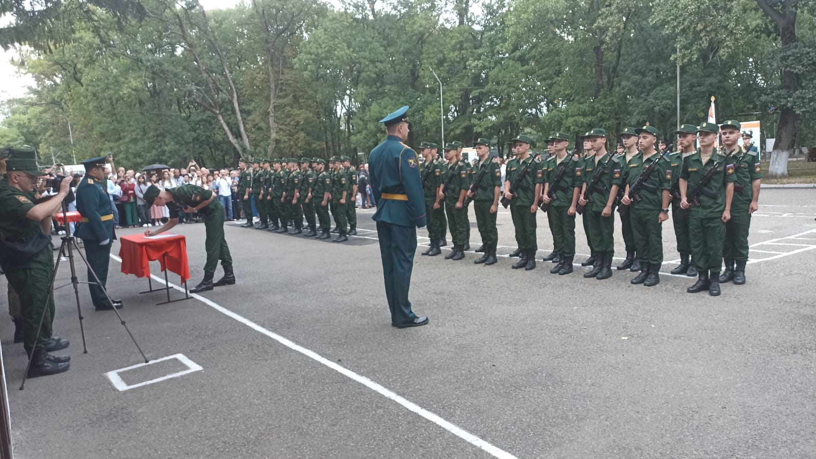С благодарностью за службу