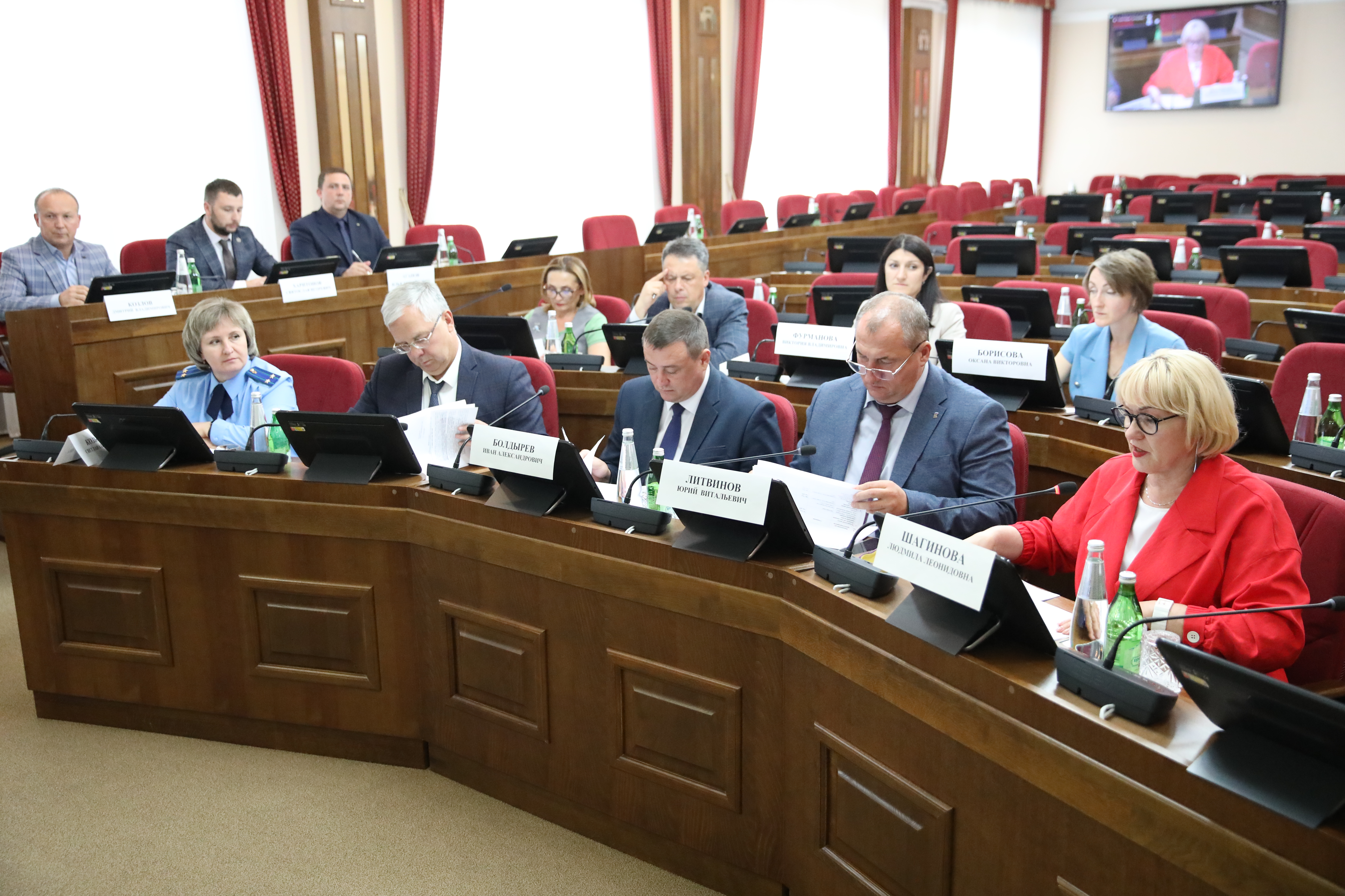 Депутаты рассмотрели исполнение краевого закона о бюджете в рамках реализации региональных проектов в области здравоохранения