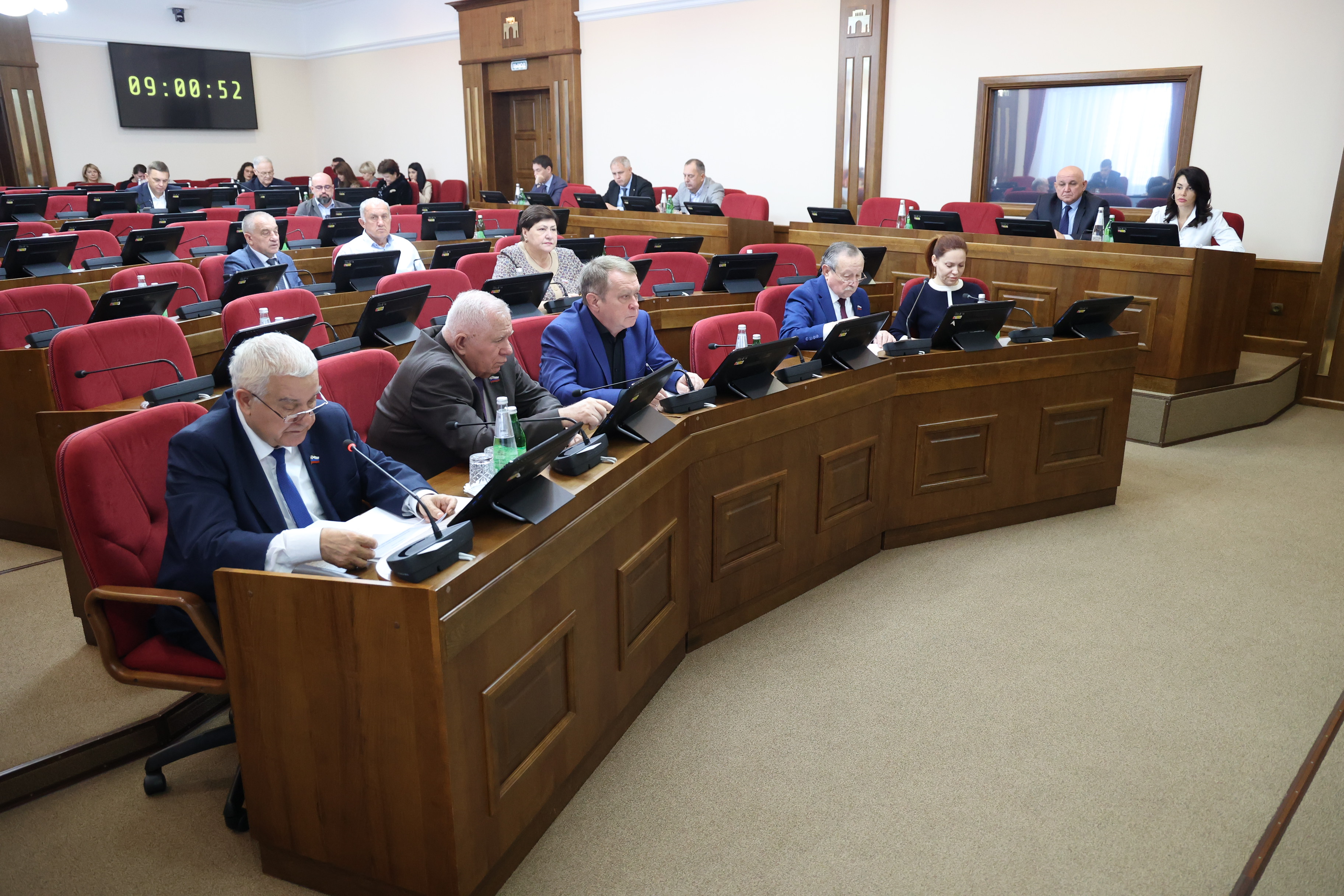 Утверждена повестка предстоящего заседания Думы