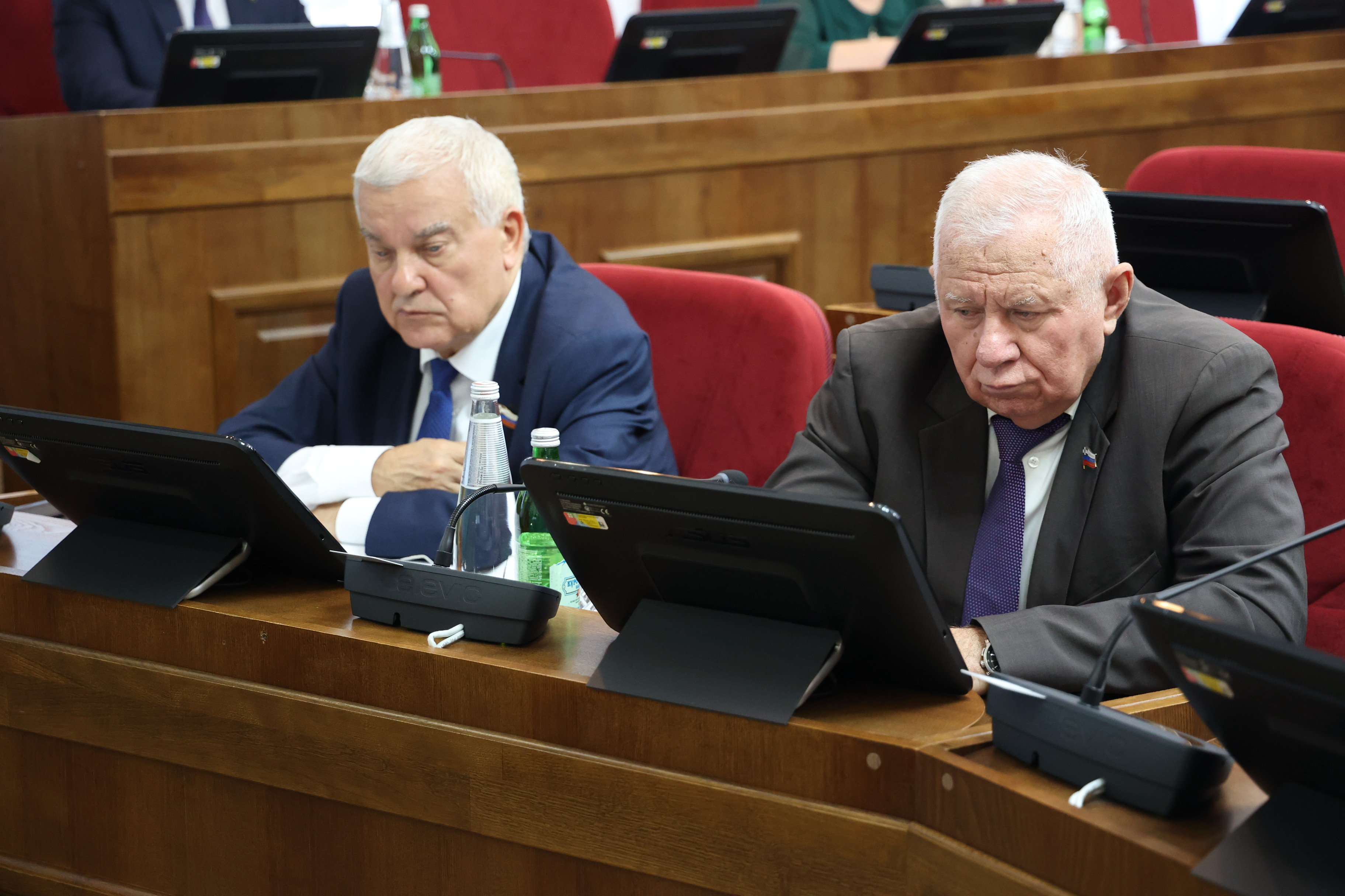 Утверждена повестка предстоящего заседания Думы
