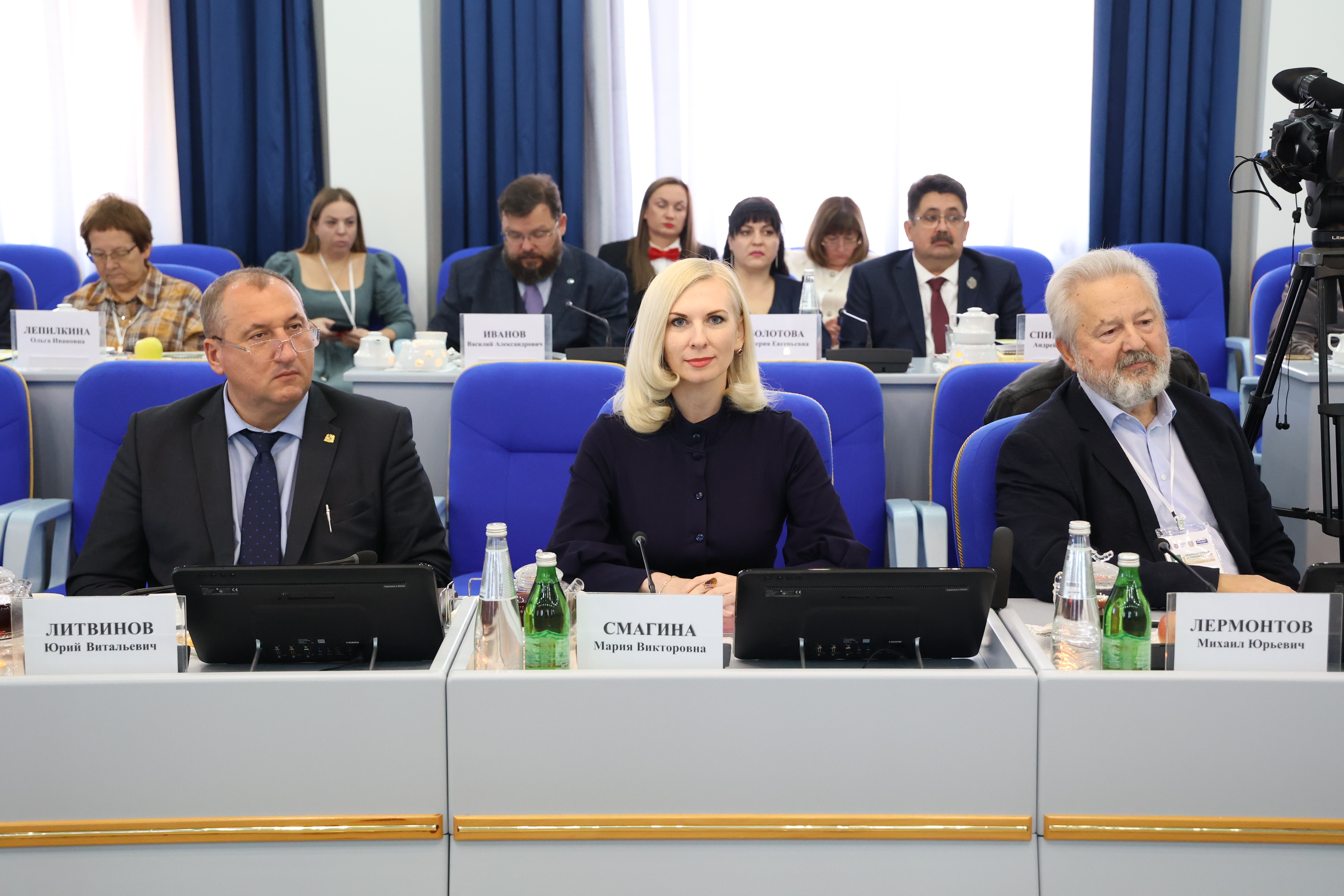 Николай Великдань провел секцию по государственной поддержке семей в рамках Всемирного Русского Народного Собора