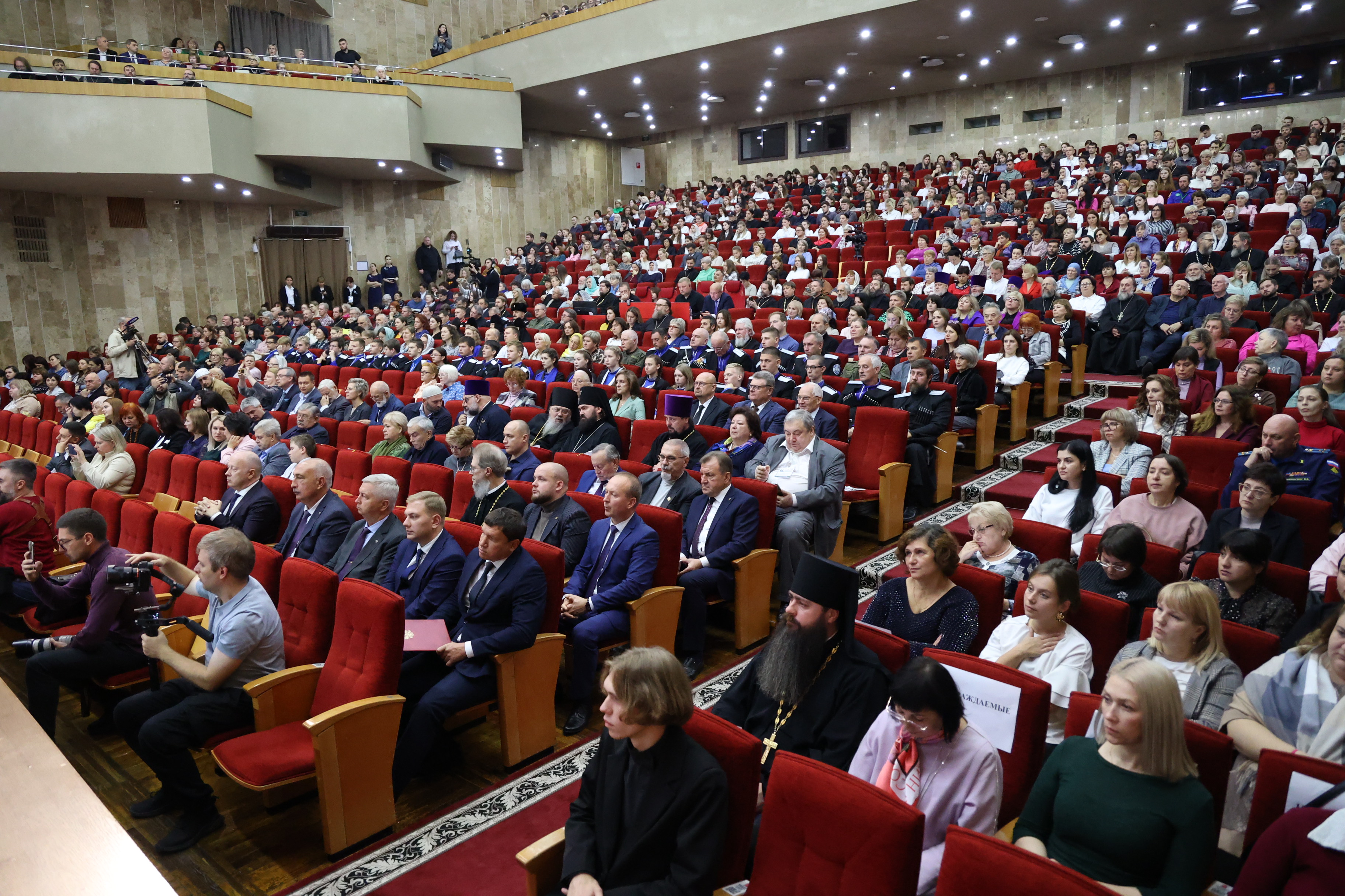 Николай Великдань принял участие в пленарном заседании Ставропольского форума ВРНС