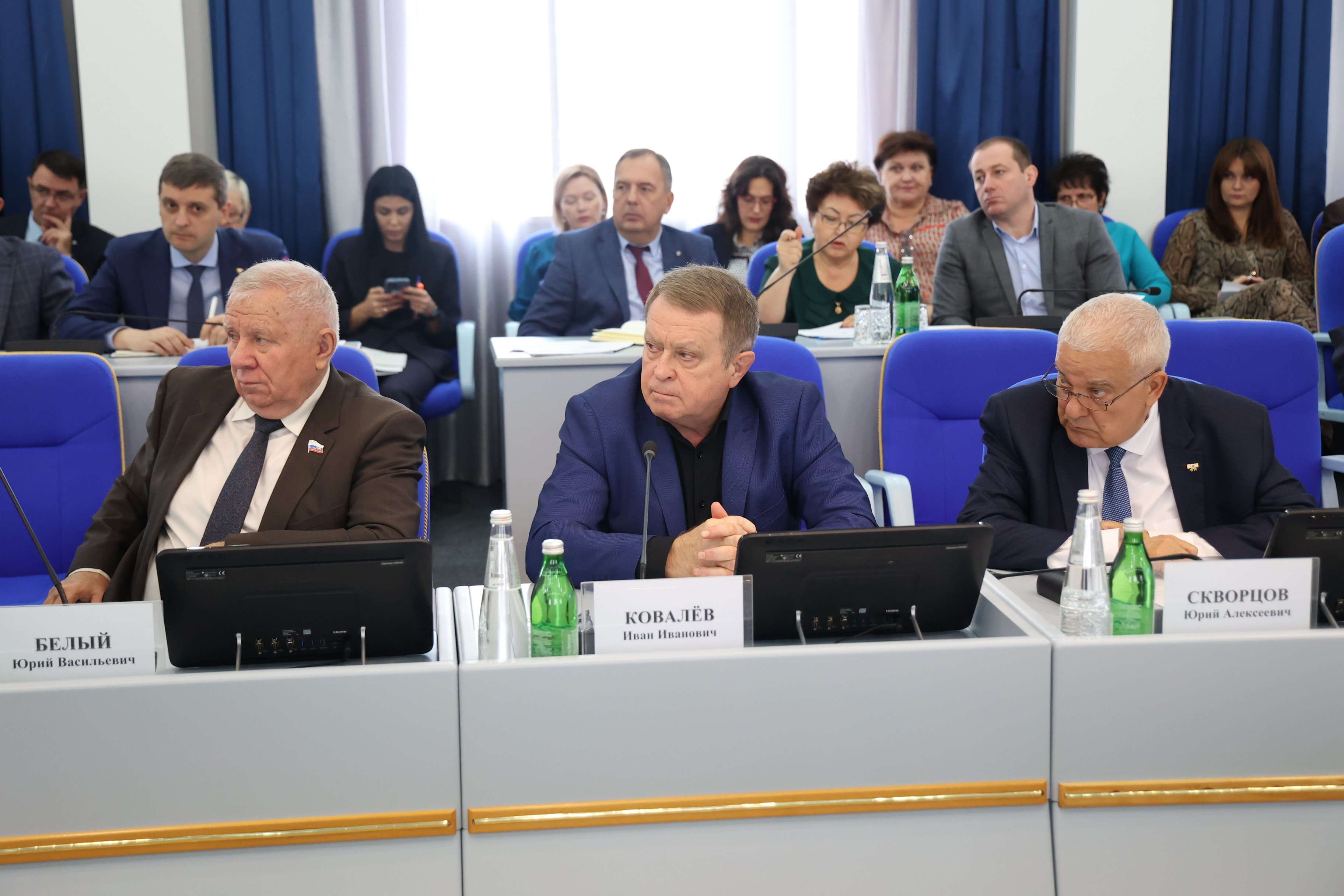 В Думе Ставрополья приступают к рассмотрению законопроекта о бюджете края на 2025 год