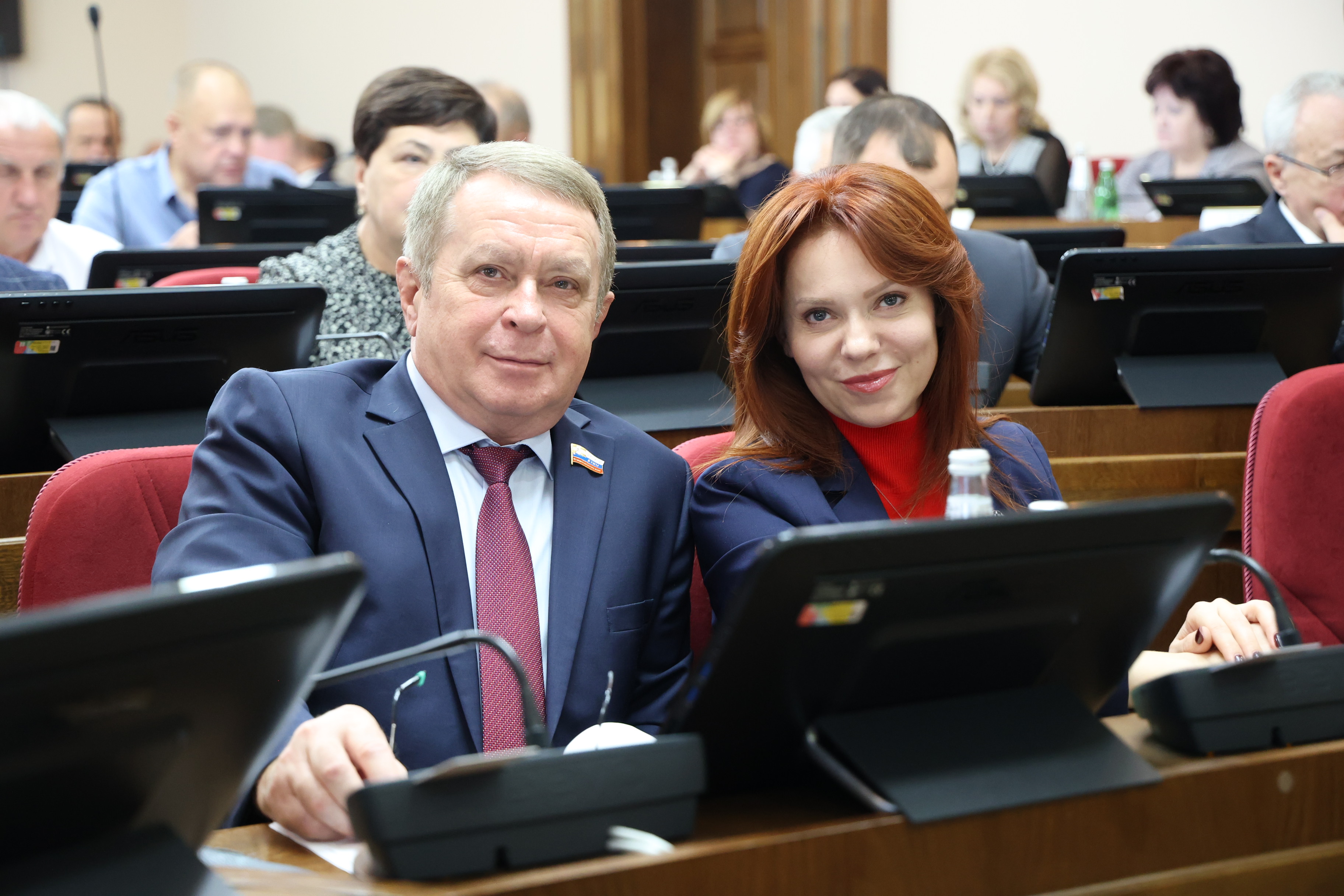 Депутаты краевой Думы продлили на 2025 год льготы по уплате транспортного налога участниками СВО и членами их семей