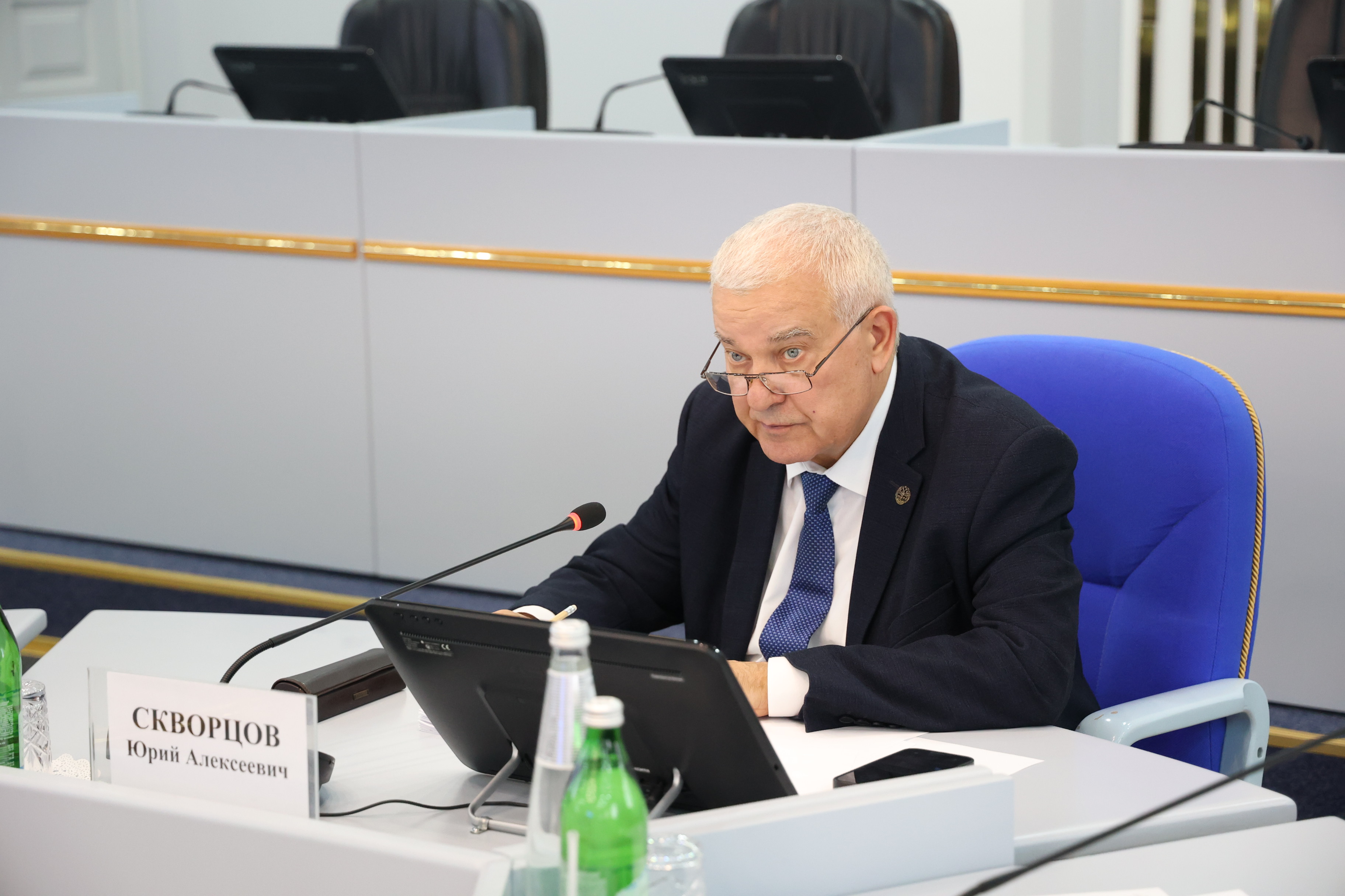 Депутаты рассмотрели ряд вопросов о внесении изменений в отдельные законодательные акты края