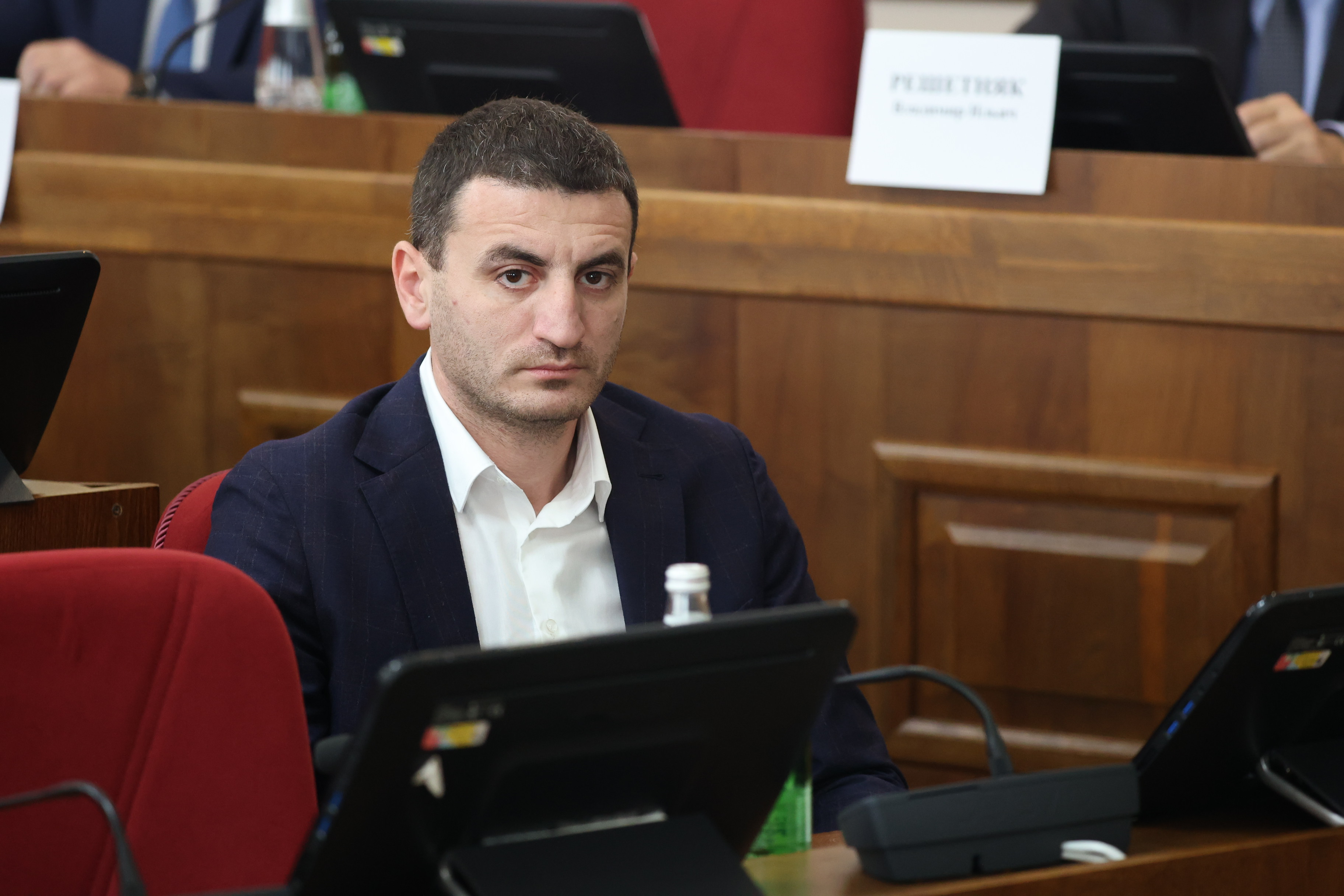 Вопросы финансирования строительства социально значимых объектов обсудили члены комитета по промышленности