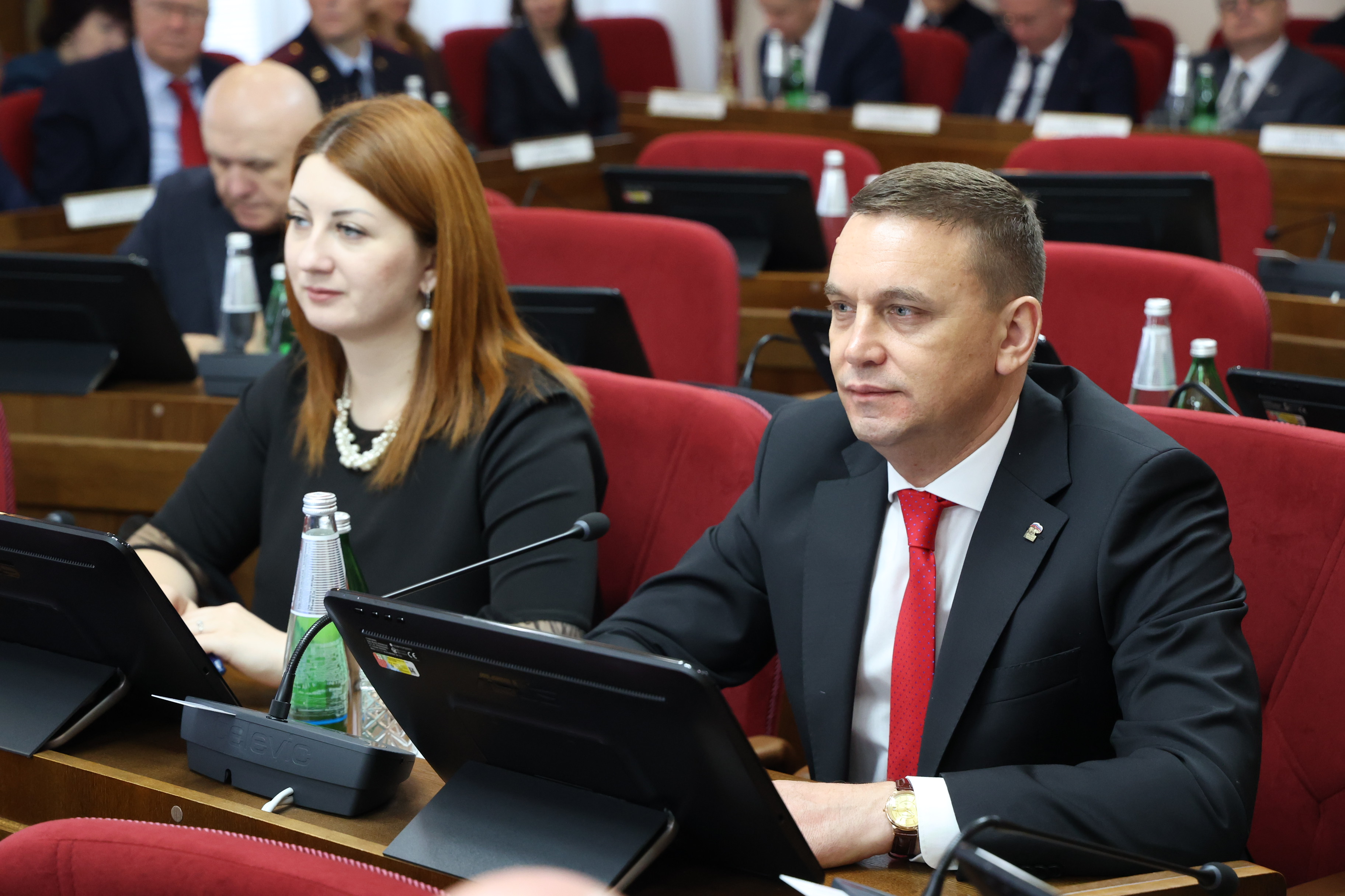 Принят закон о бюджете Территориального фонда обязательного медицинского страхования на 2025 год