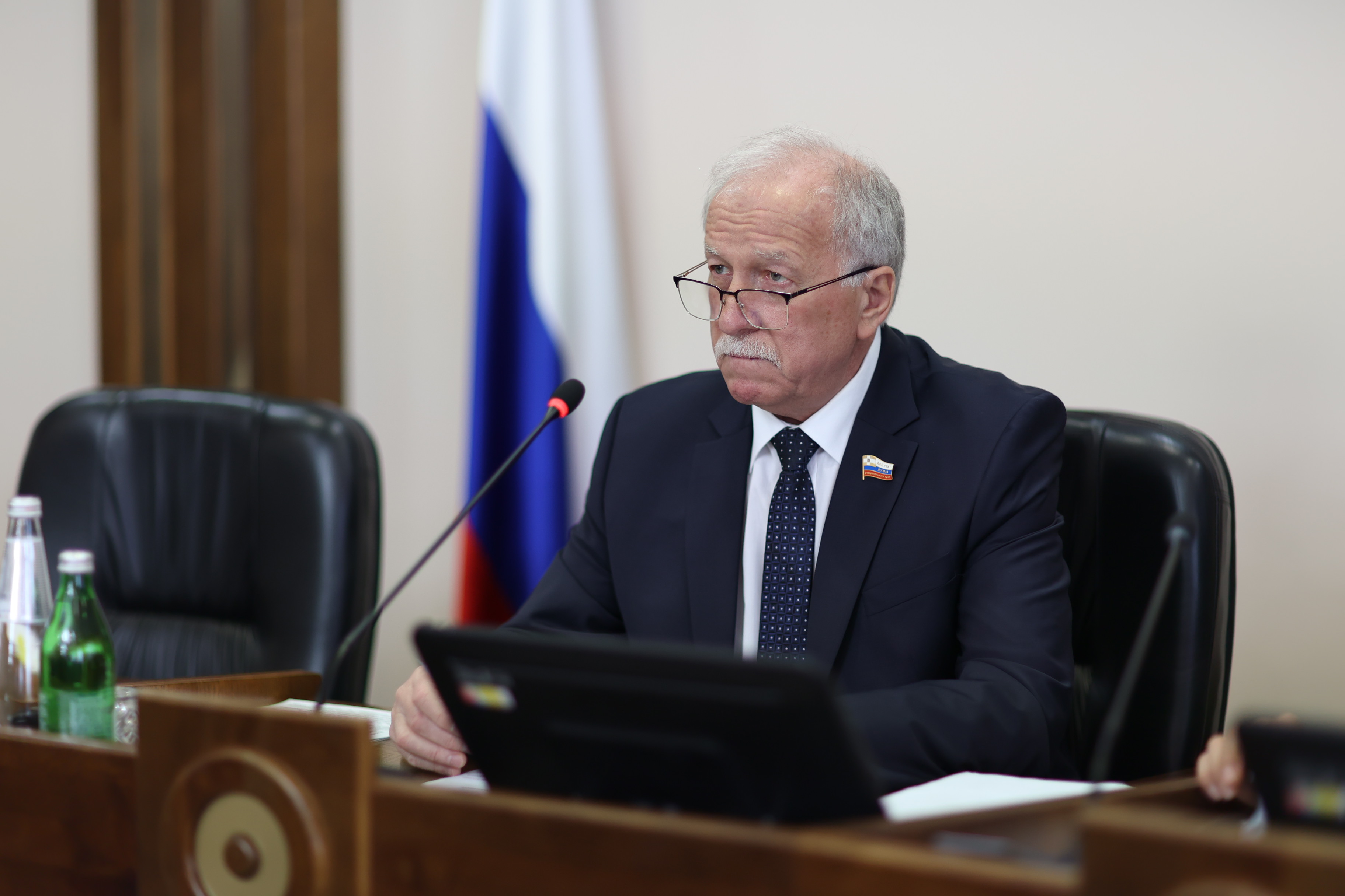 Краевая Дума внесла изменения в региональные законы  по поддержке многодетных семей