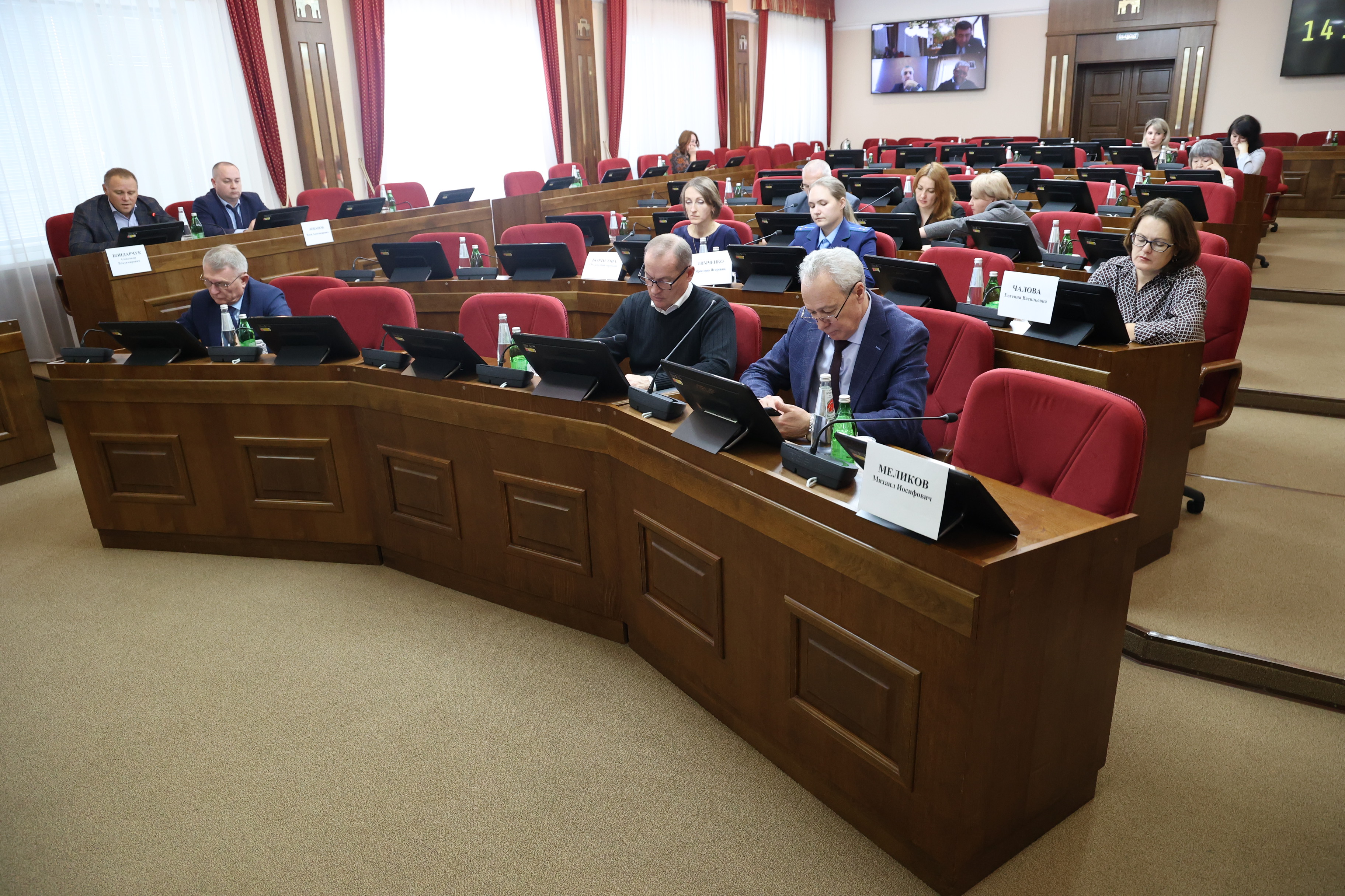 За стихийную парковку электросамокатов планируется установить административную ответственность