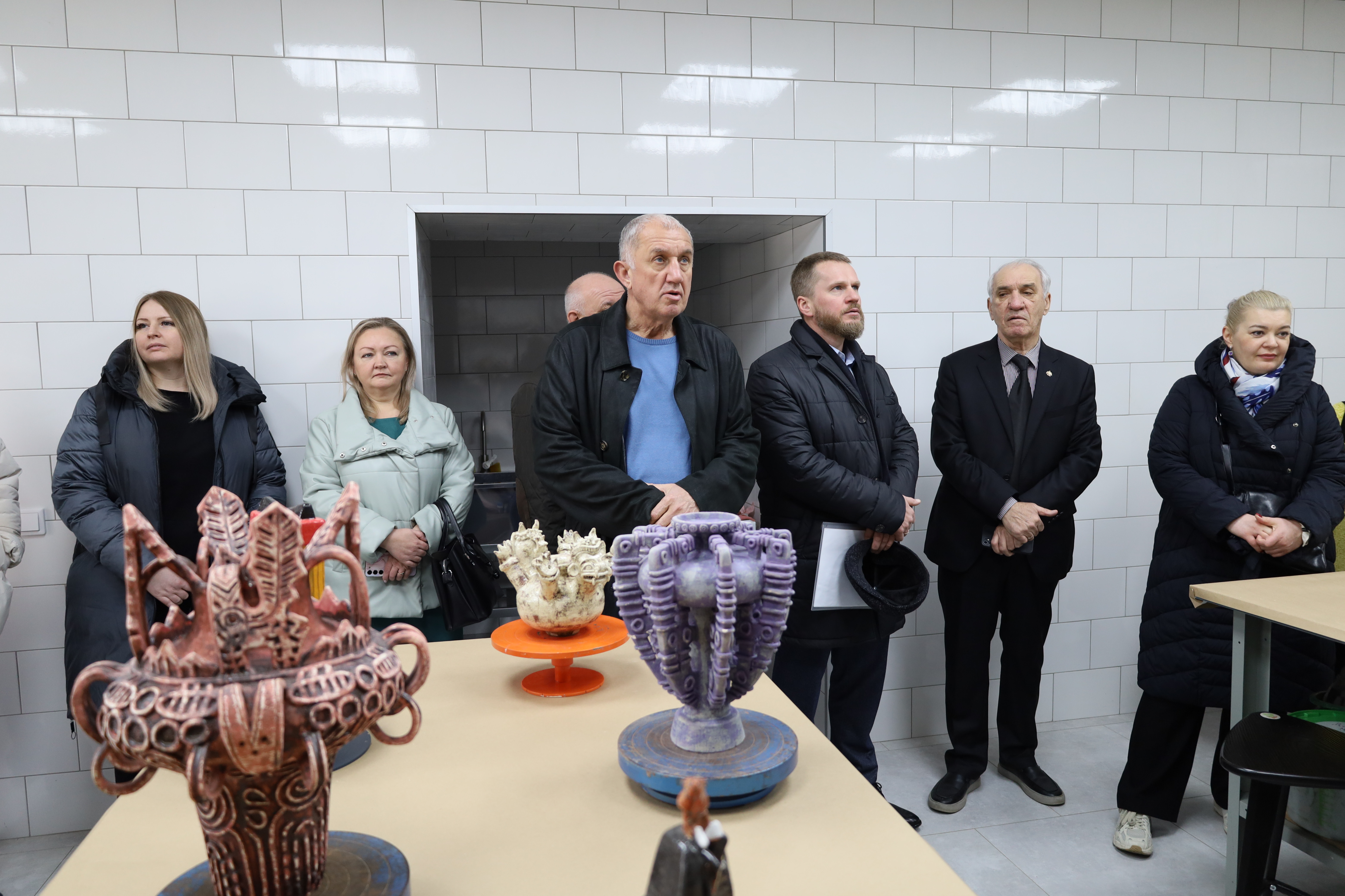 Поддержка образовательных организаций в сфере культуры  стала темой выездного совещания комитета краевой Думы