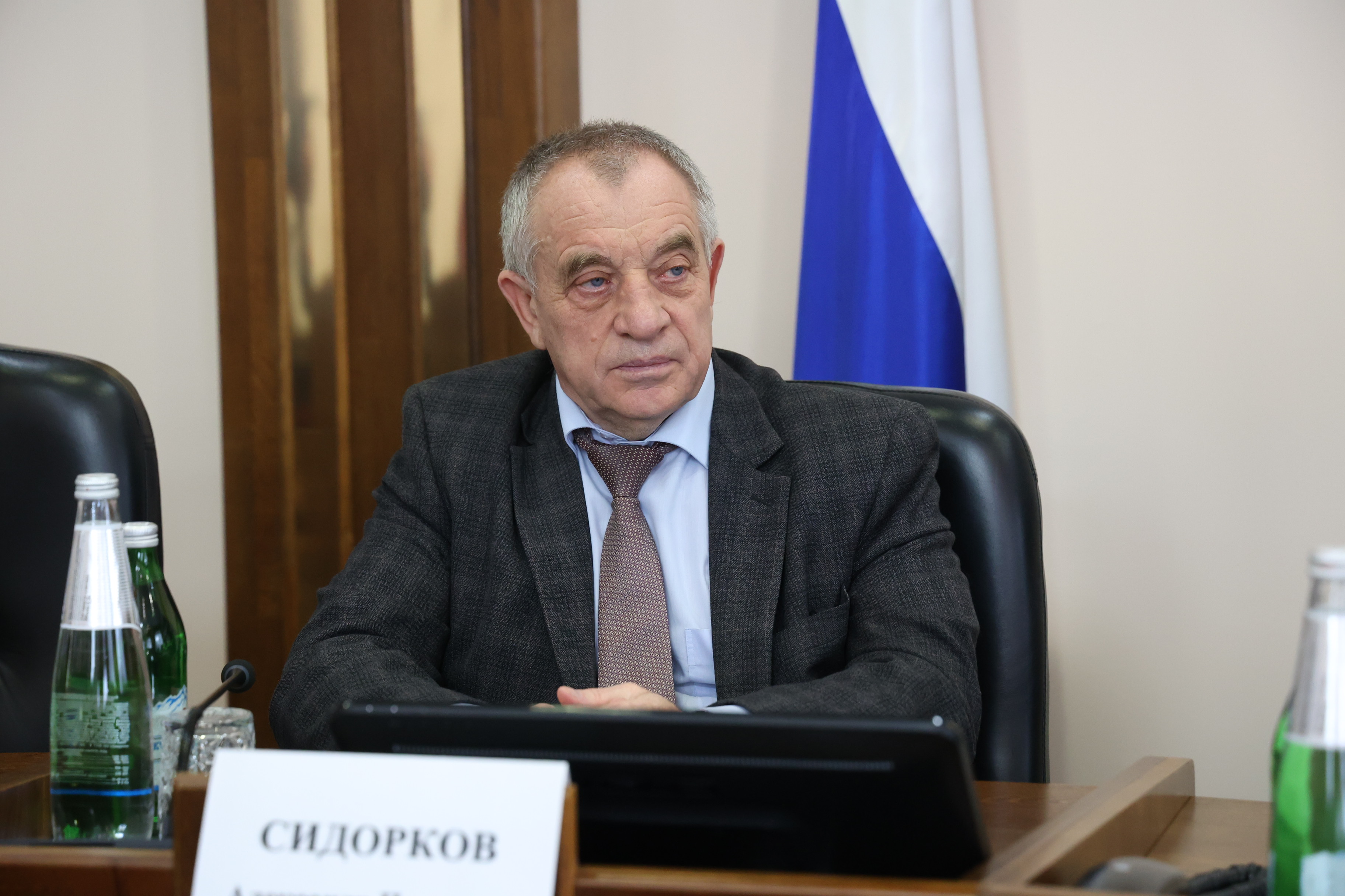 В комитете Думы по промышленности, энергетике, строительству и ЖКХ утвердили план законопроектной работы на 2025 год