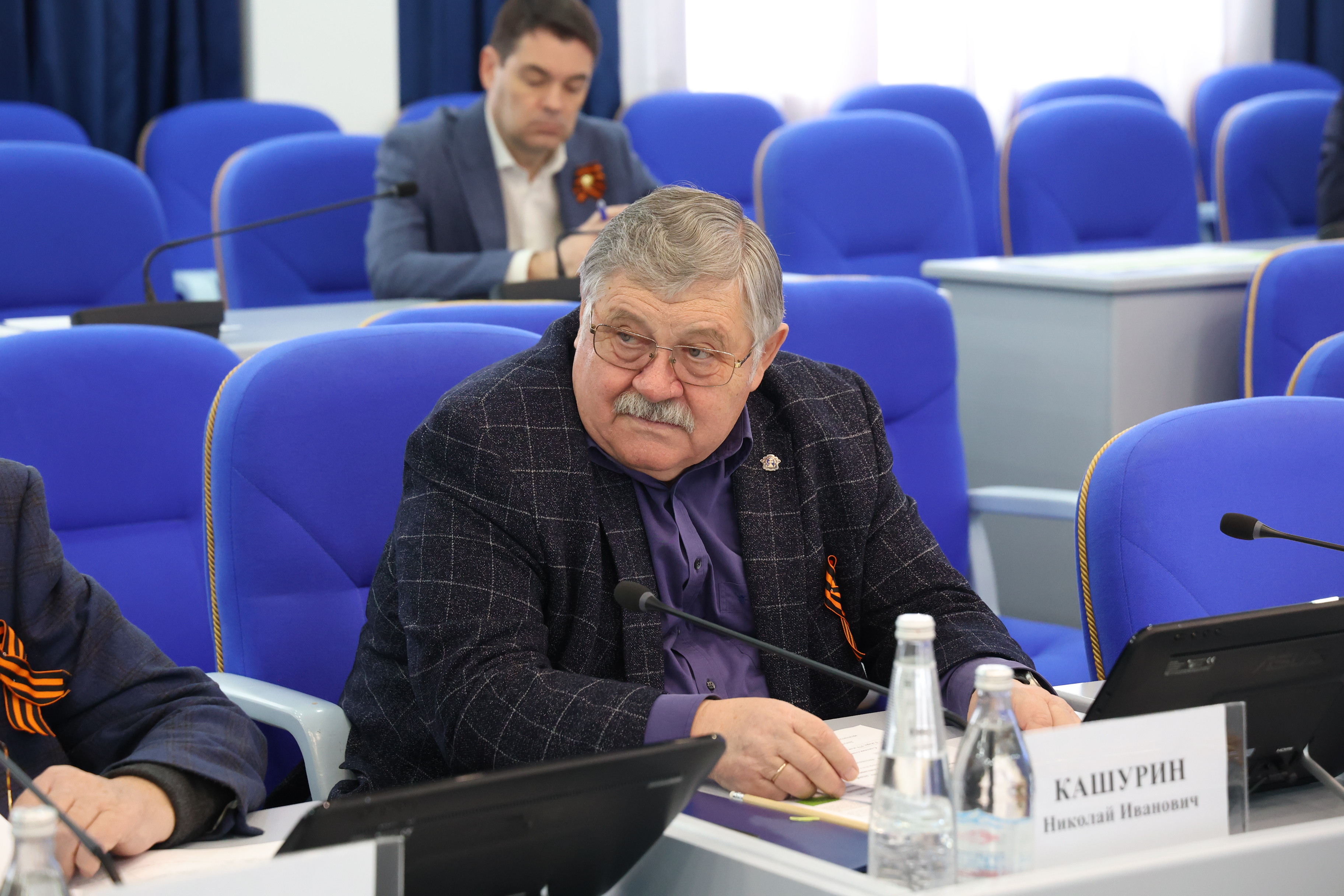Законодатели держат на контроле строительство объектов образования, здравоохранения и спорта