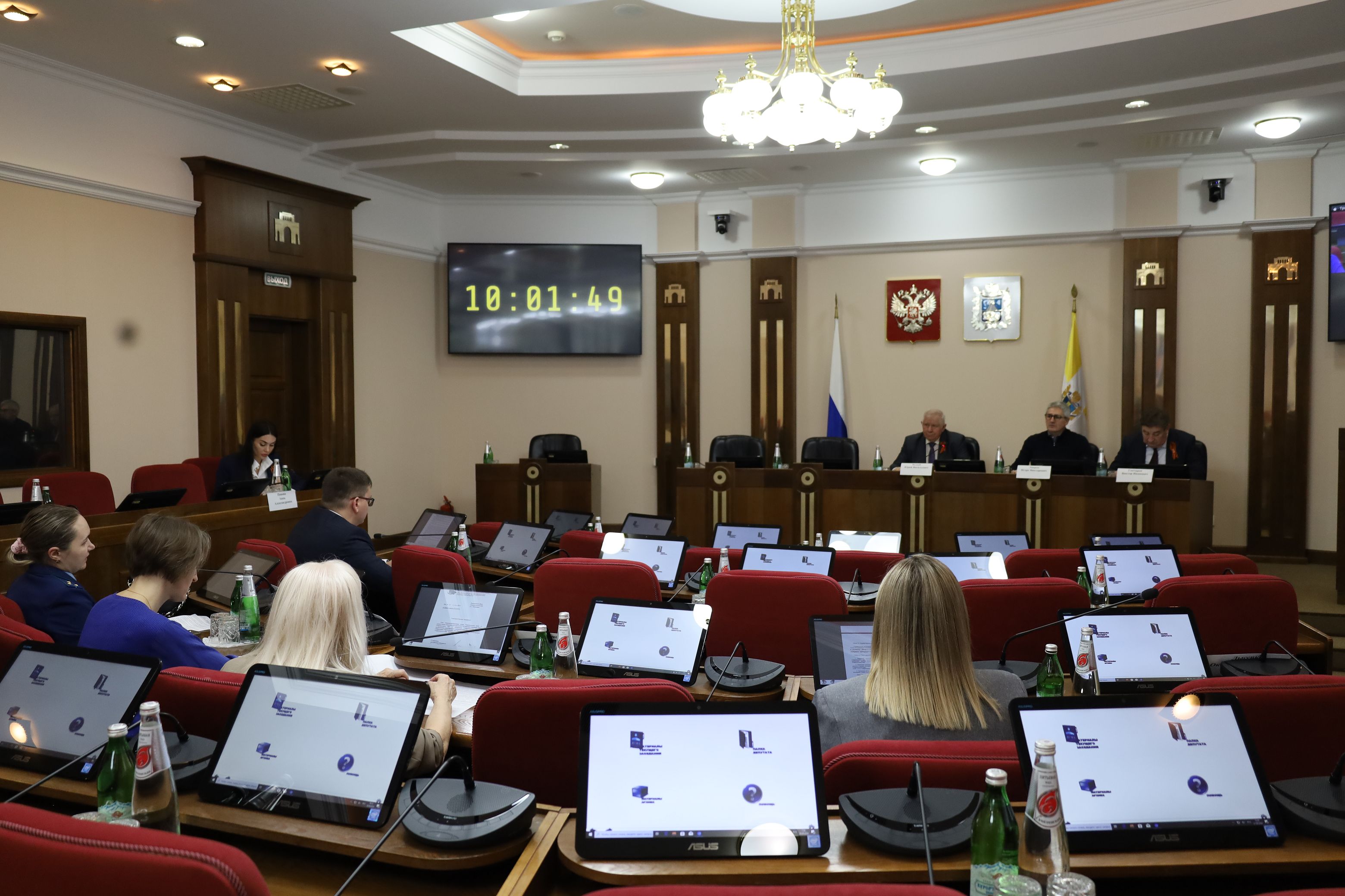 Краевые депутаты обсуждают поправки в закон о внешнеэкономических связях