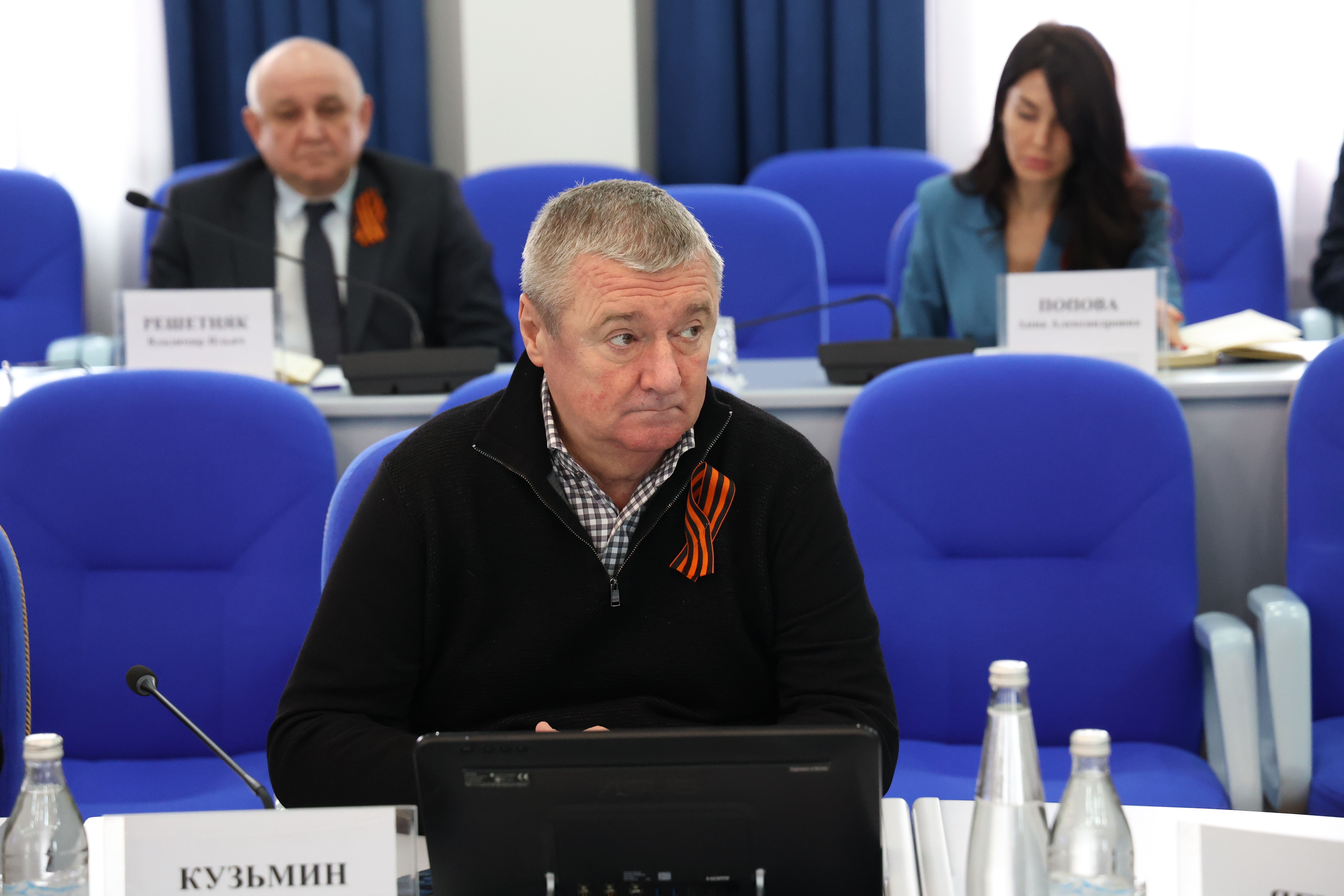 Николай Великдань поручил держать на депутатском контроле реализацию национальных проектов