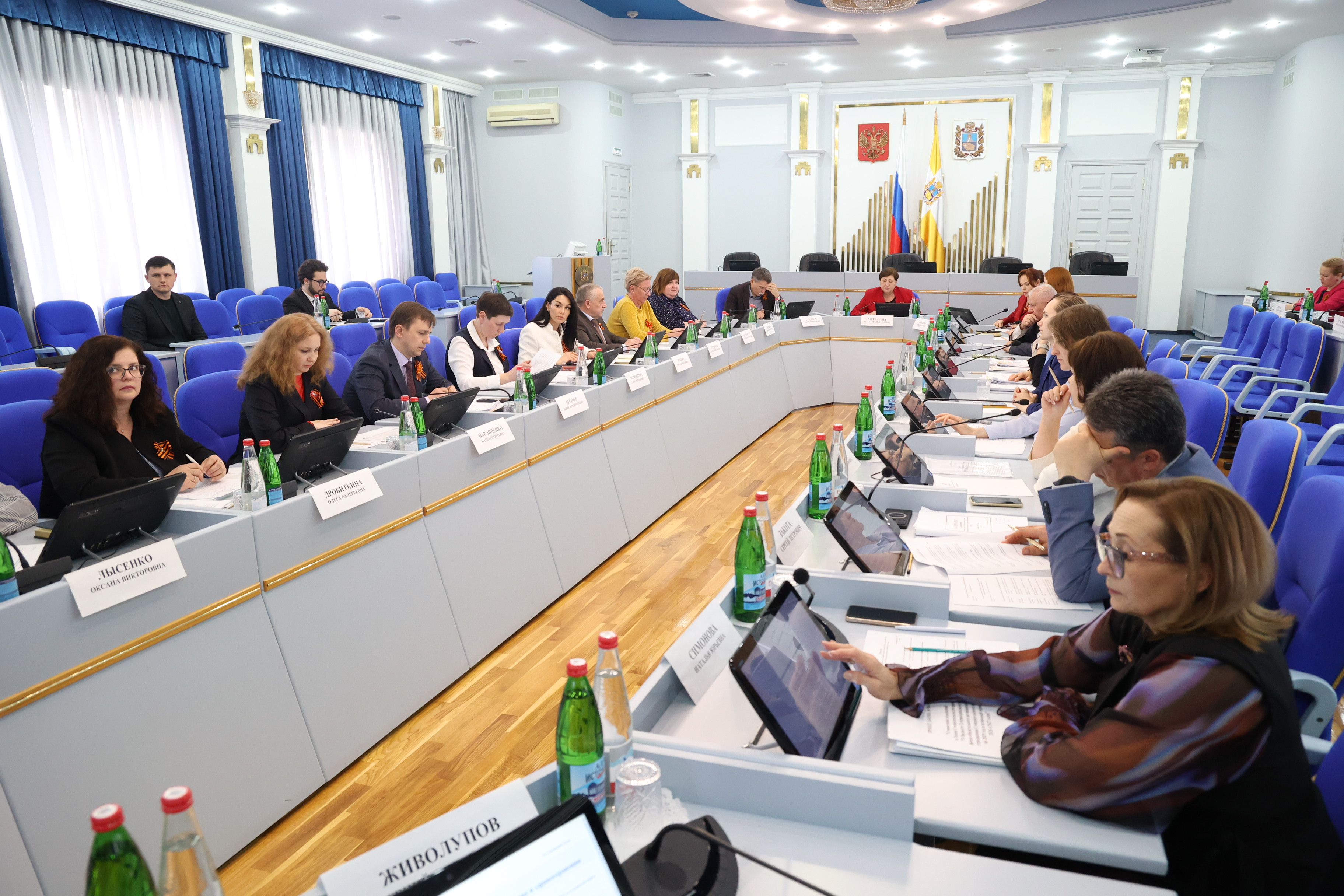 Валентина Муравьева: предлагаемые корректировки краевого бюджета сохраняют социальную направленность документа