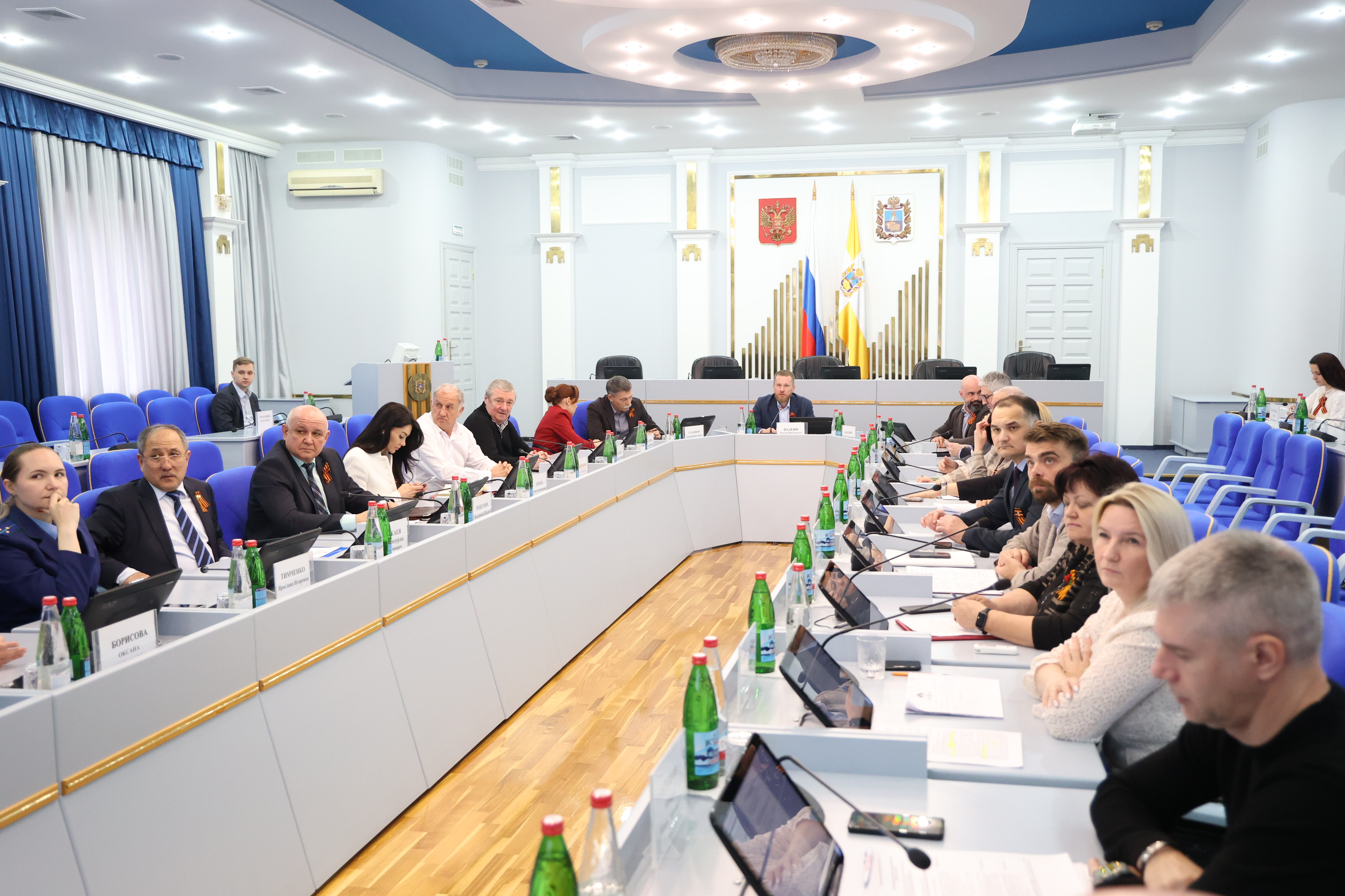 На мартовском заседании Думы планируется увеличить бюджетные расходы на развитие образования, физкультуры и спорта