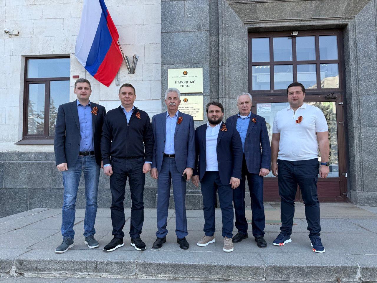 Депутаты Думы Ставрополья передали гуманитарную помощь  и подарки к Пасхе бойцам в ЛНР