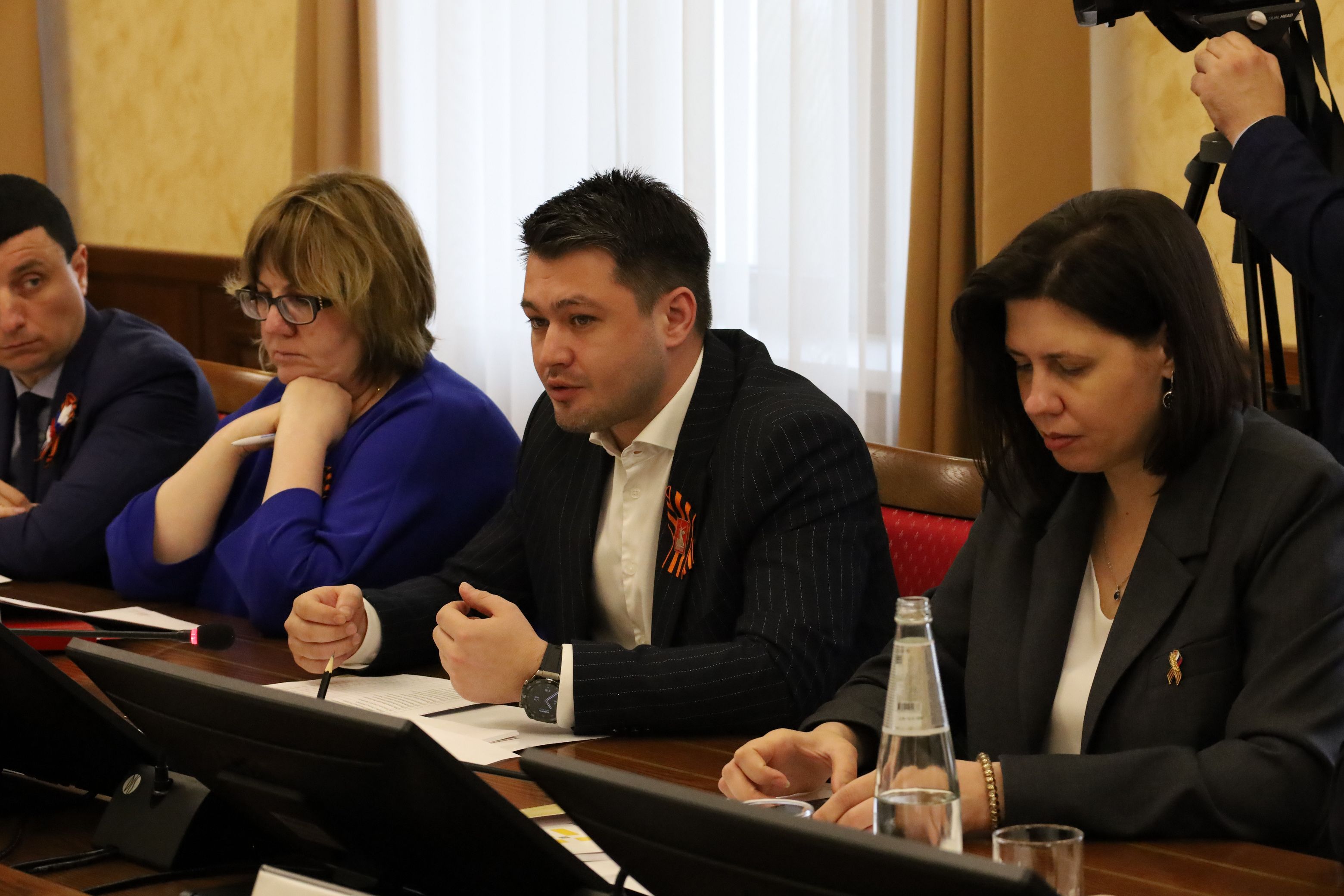 Законодатели краевой Думы приняли участие в заседании Общественного совета программы «Герои Ставрополья»