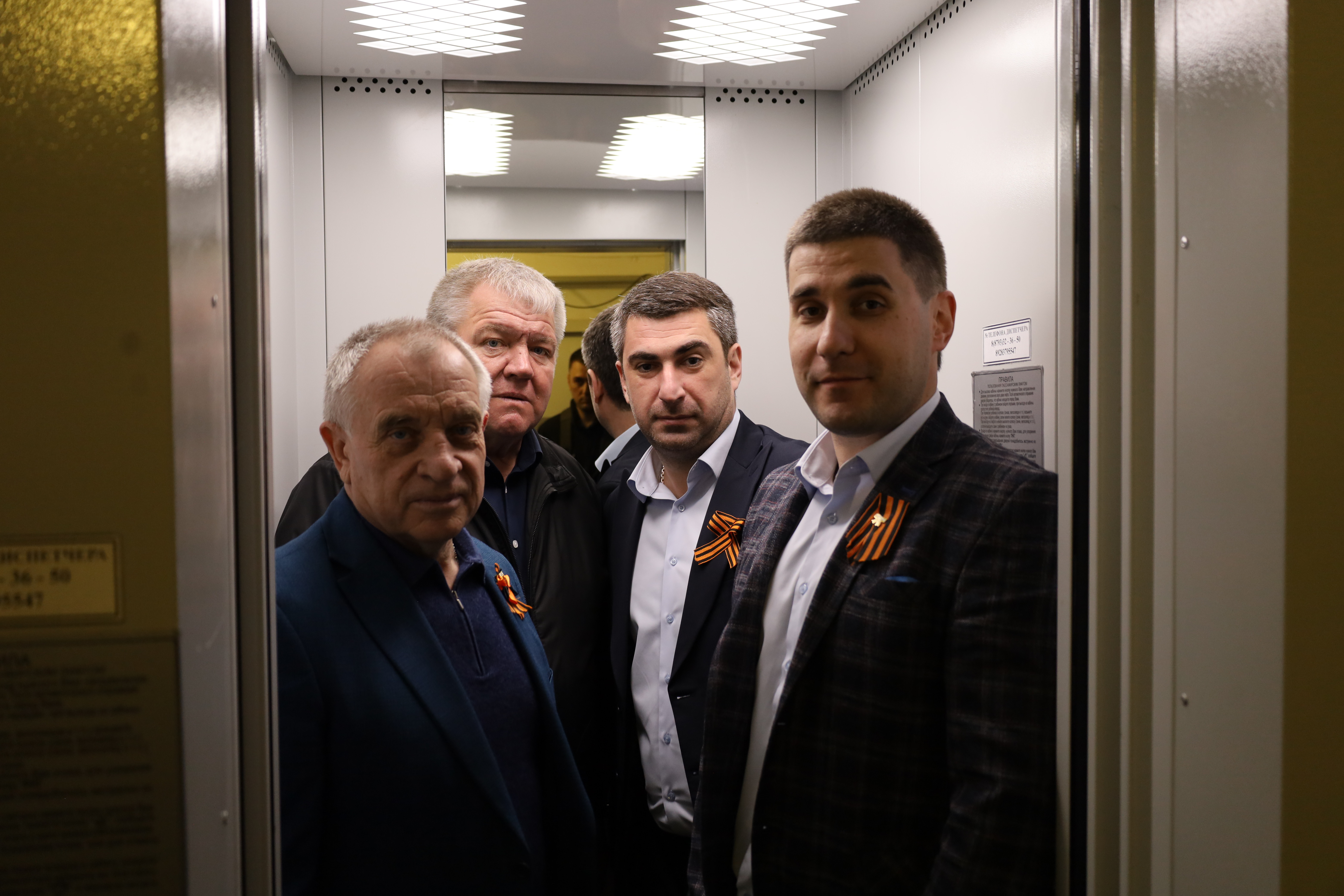 Обновленные крыши, новые лифты – капремонт многоквартирных домов стал темой выездного совещания профильного комитета